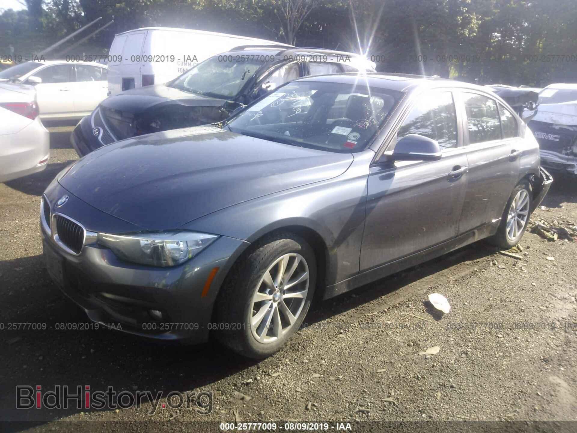 2016 BMW 320 - VIN: WBA8E5G58GNU20151 - Photo 2