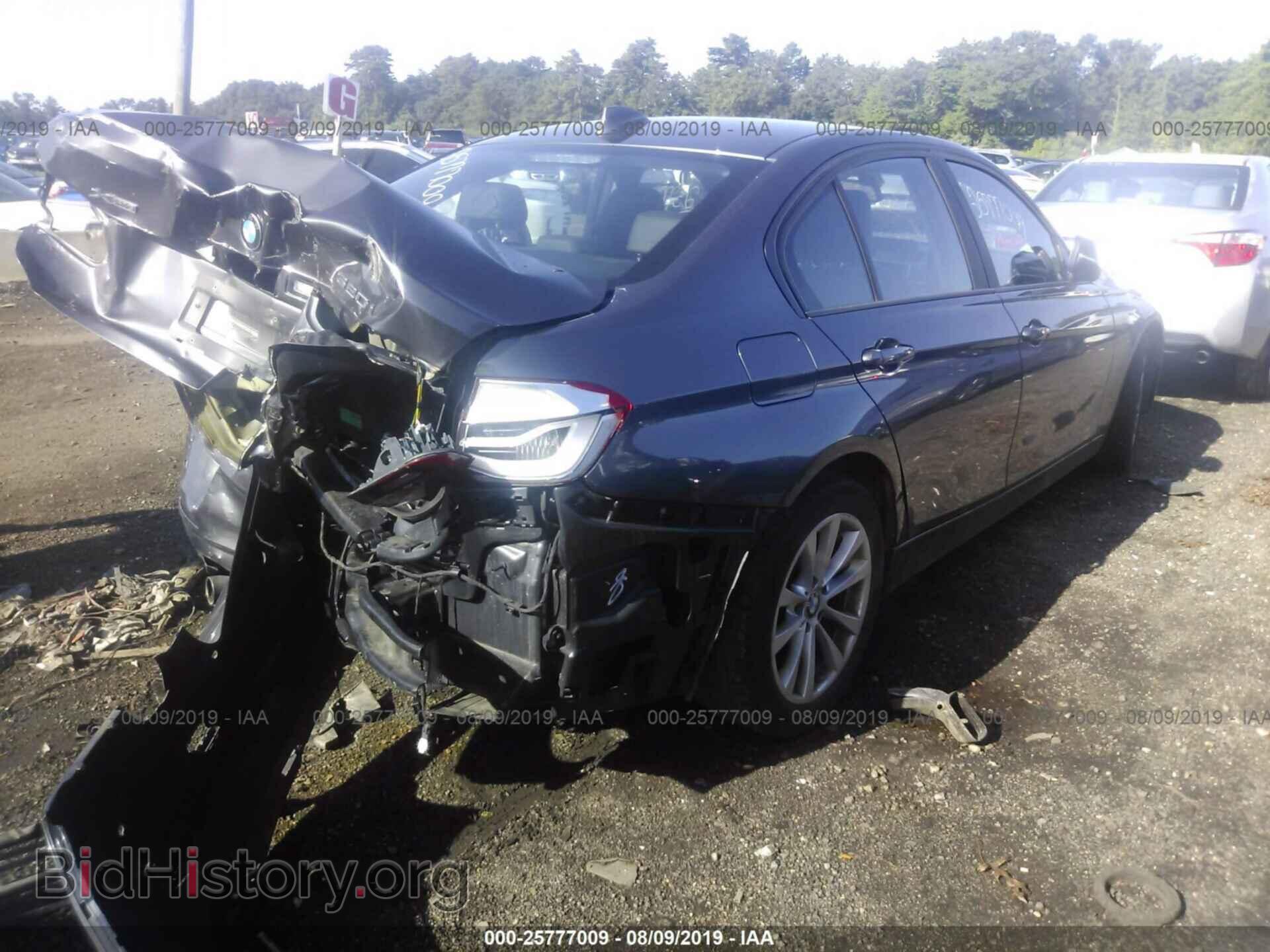2016 BMW 320 - VIN: WBA8E5G58GNU20151 - Photo 4