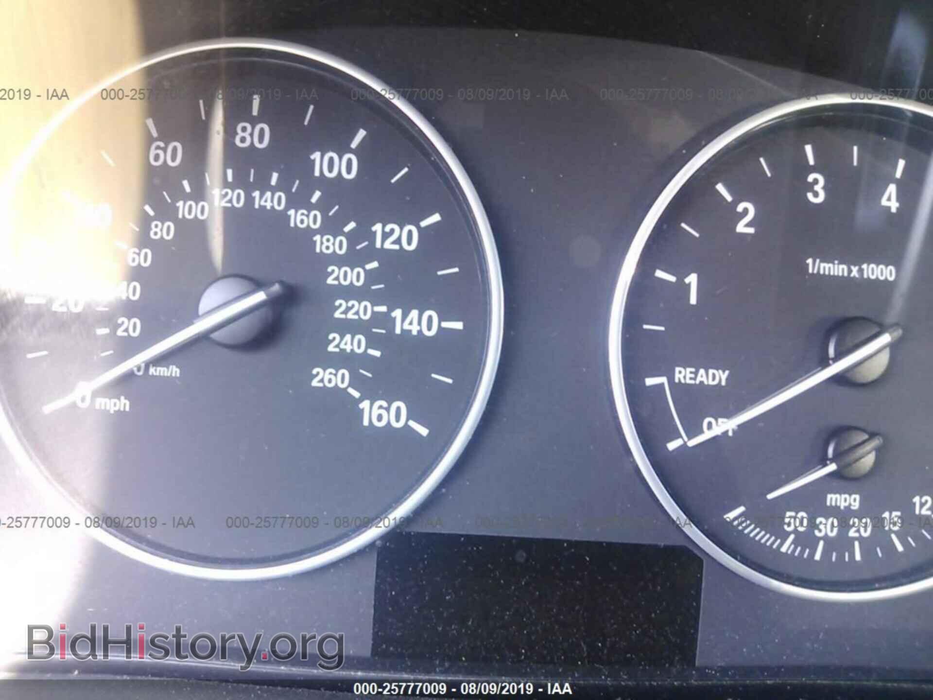 2016 BMW 320 - VIN: WBA8E5G58GNU20151 - Photo 7