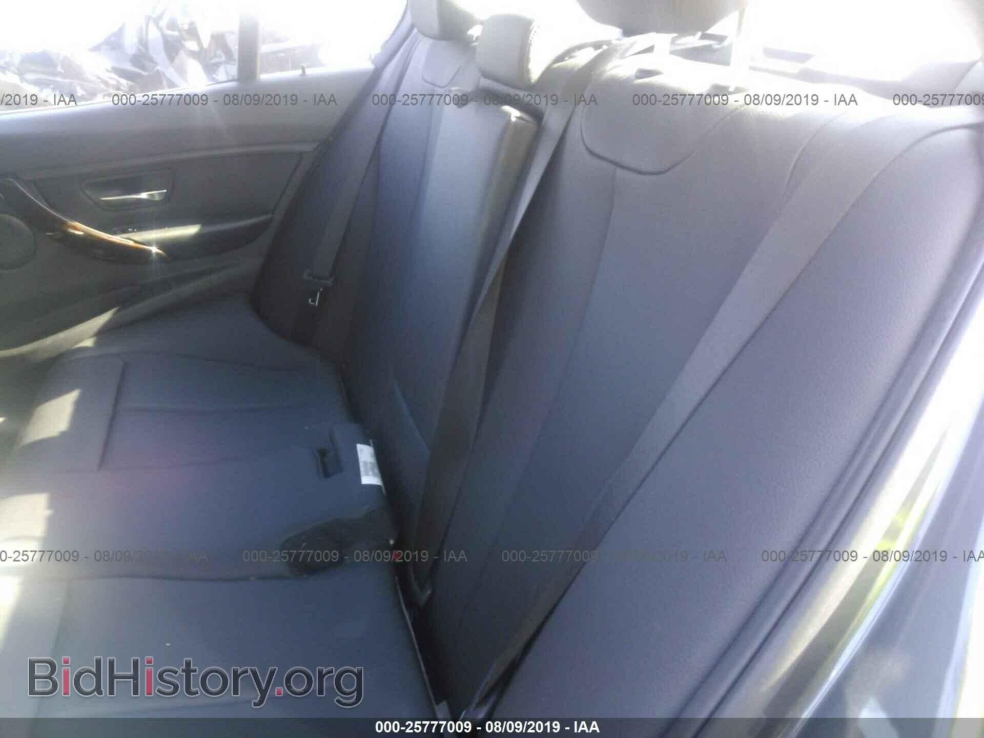 2016 BMW 320 - VIN: WBA8E5G58GNU20151 - Photo 8