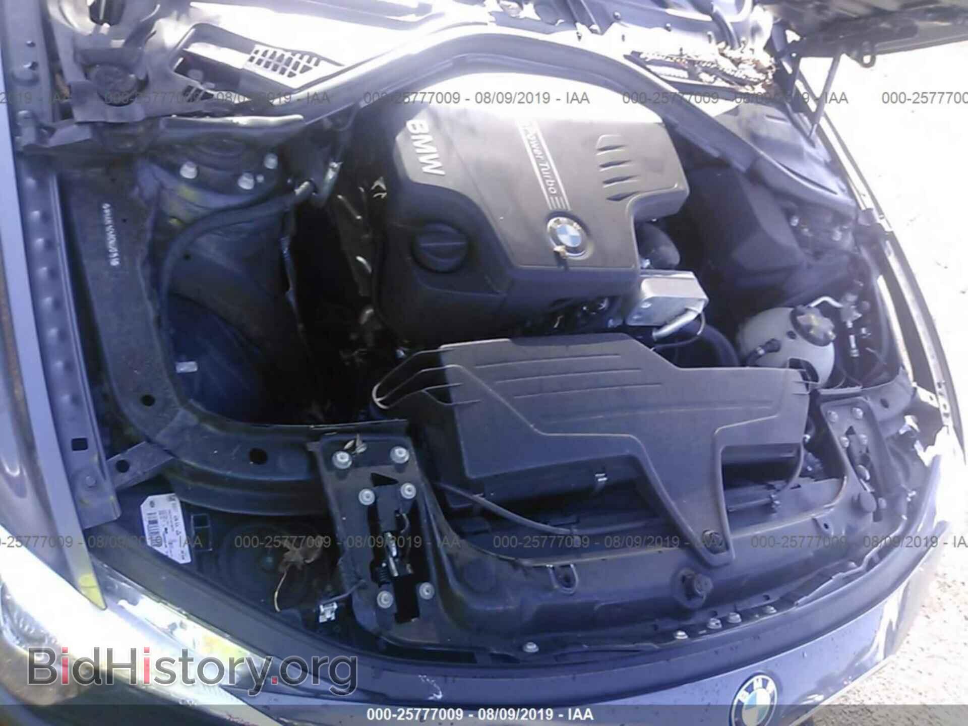 2016 BMW 320 - VIN: WBA8E5G58GNU20151 - Photo 10