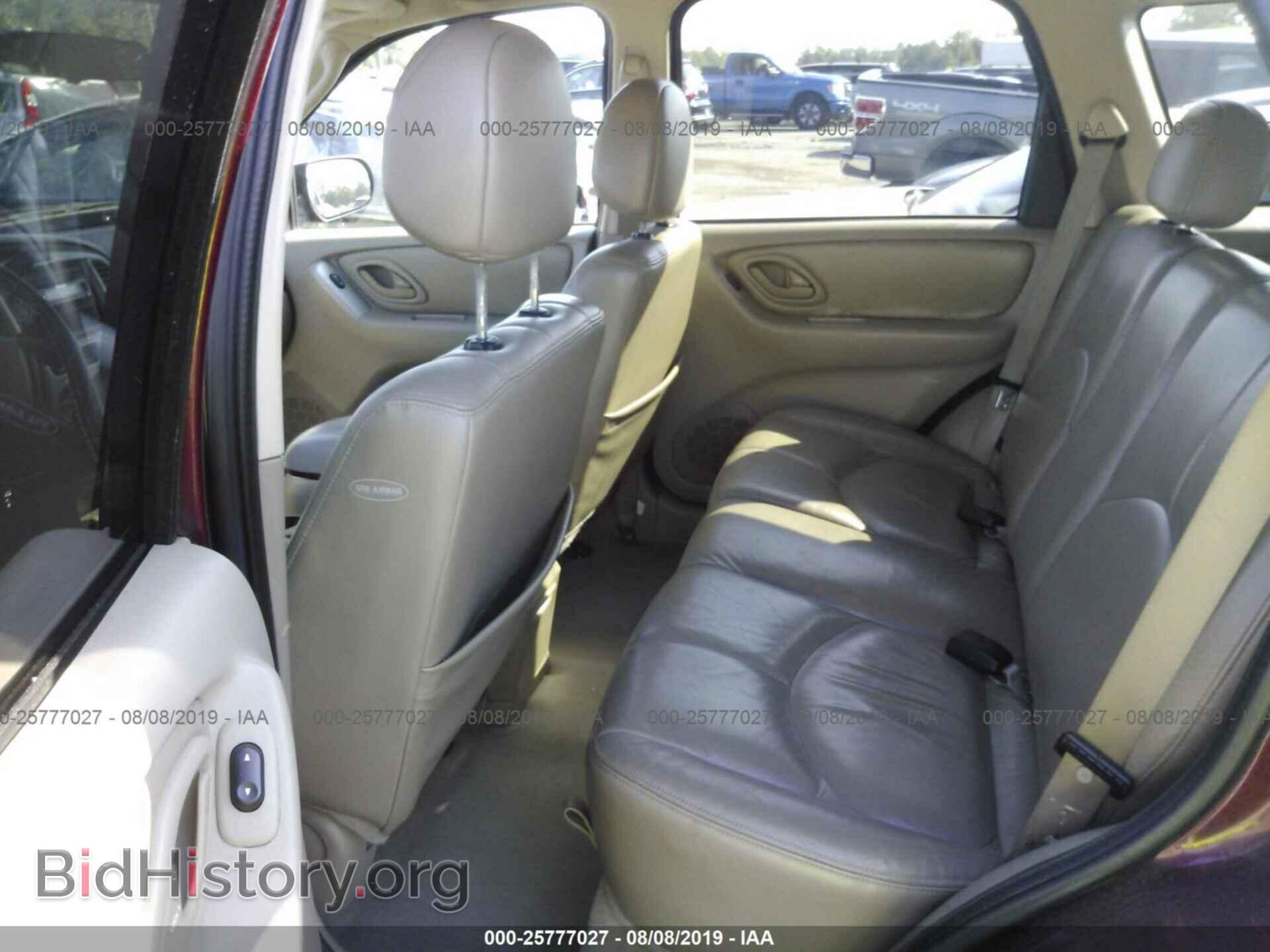 2003 MAZDA TRIBUTE - VIN: 4F2CZ96183KM46459 - Photo 8