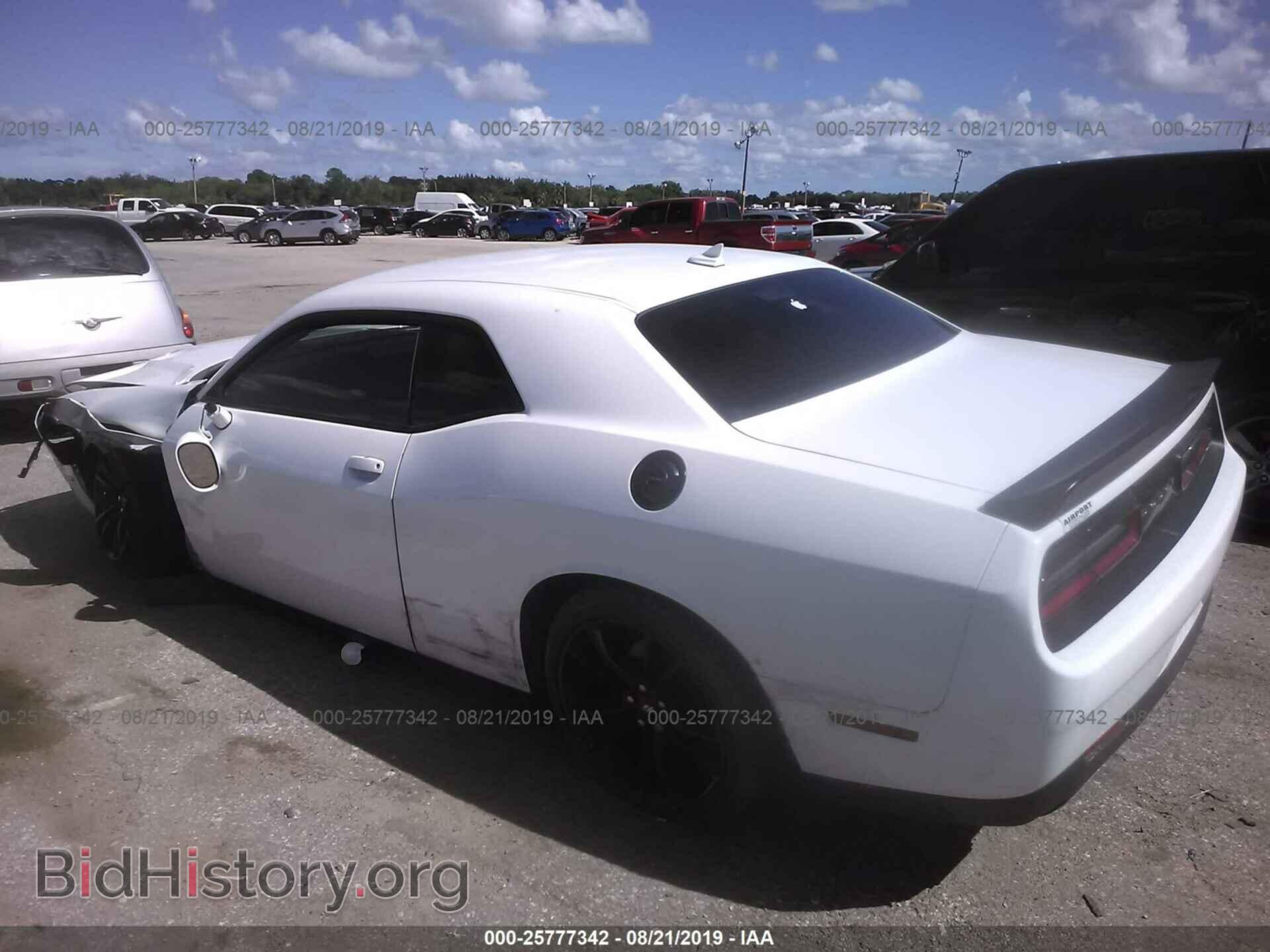 2018 DODGE CHALLENGER - VIN: 2C3CDZAG4JH311482 - Фото 3
