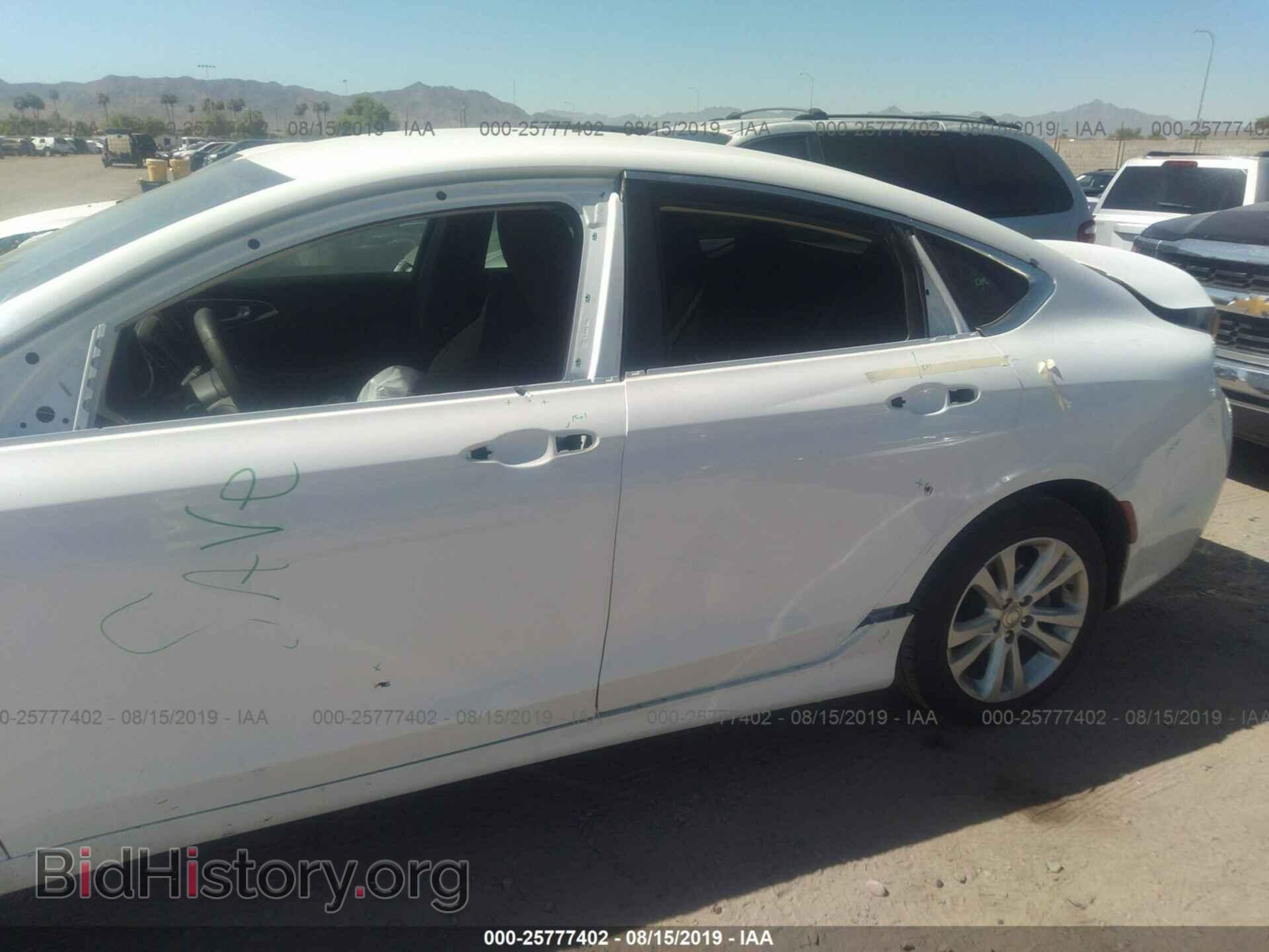 2015 CHRYSLER 200 - VIN: 1C3CCCABXFN671925 - Photo 6
