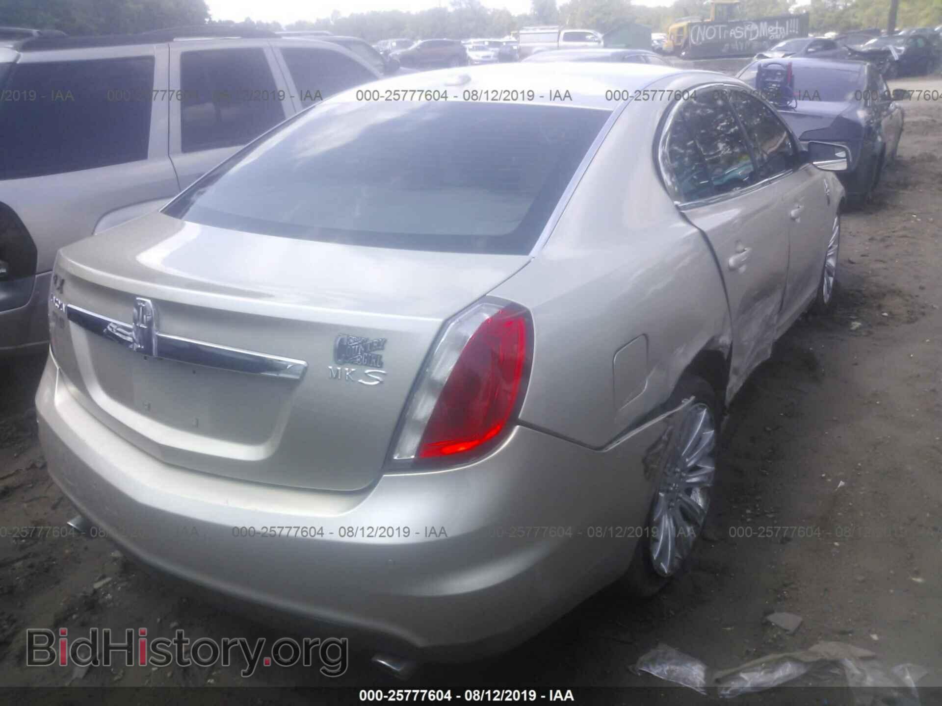 2011 LINCOLN MKS - VIN: 1LNHL9DR7BG609597 - Фото 4
