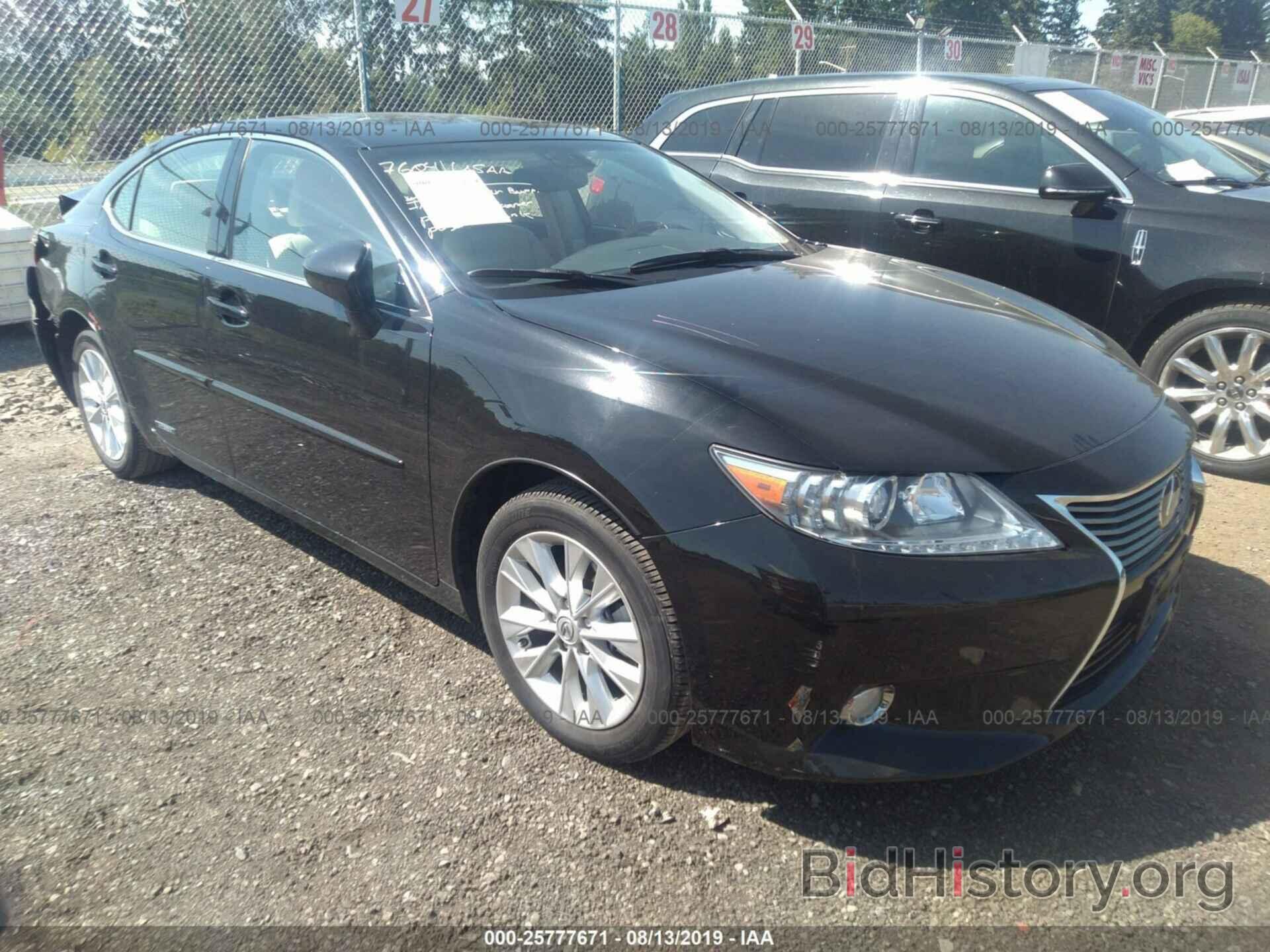 Photo JTHBW1GGXD2015162 - LEXUS ES 2013