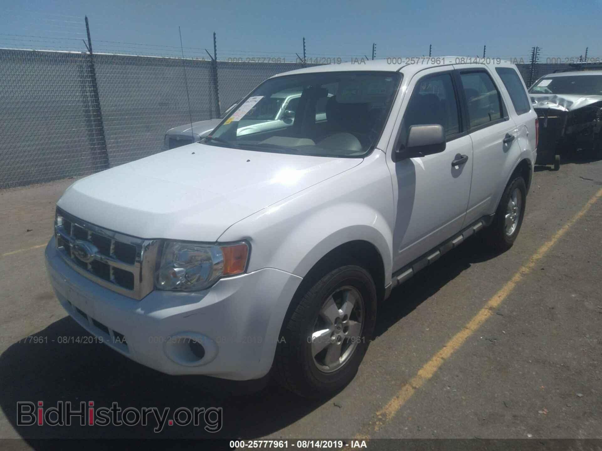 2009 FORD ESCAPE - VIN: 1FMCU92709KC27394 - Фото 2