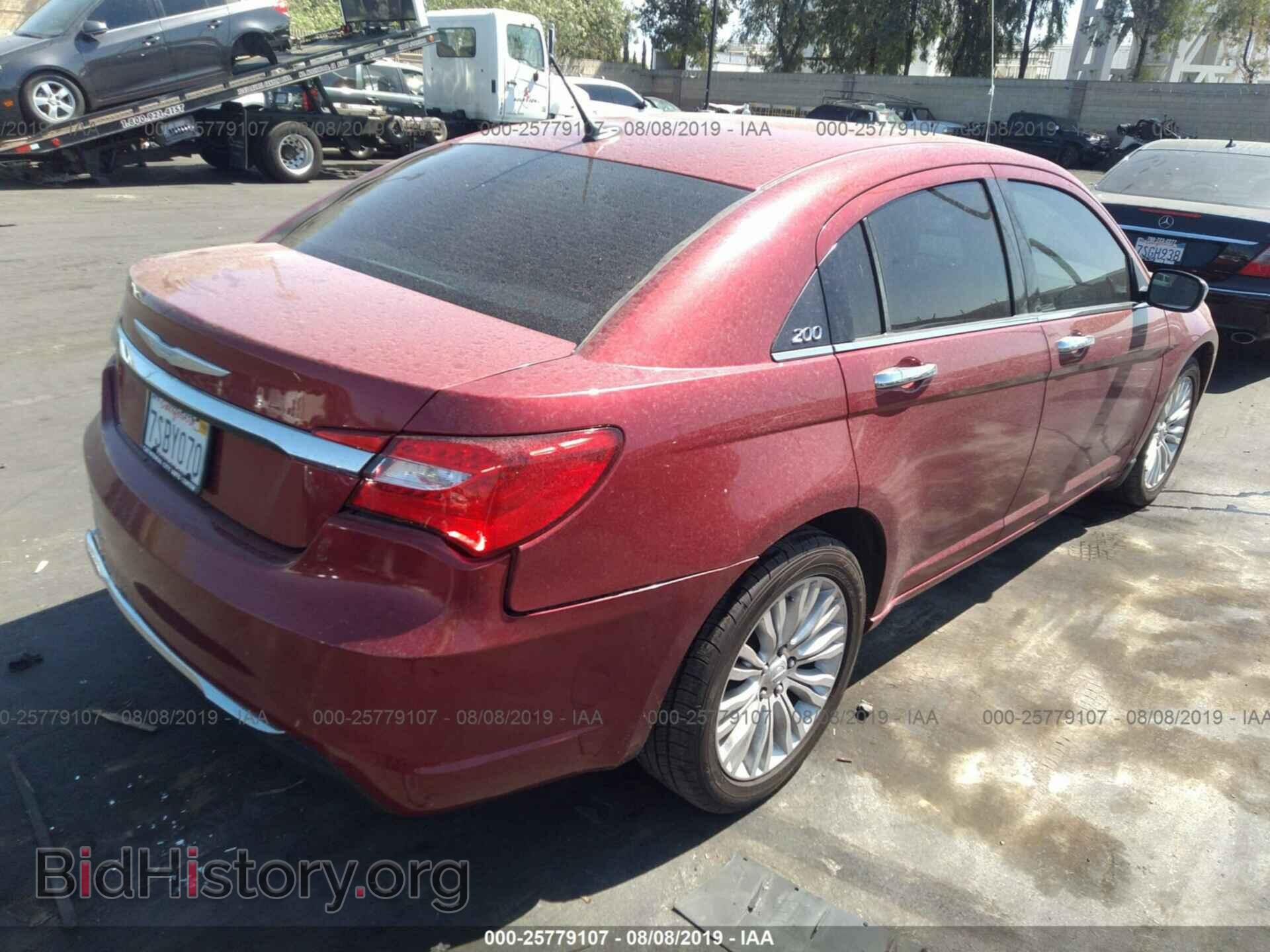 2011 CHRYSLER 200 - VIN: 1C3BC2FB8BN551310 - Photo 4