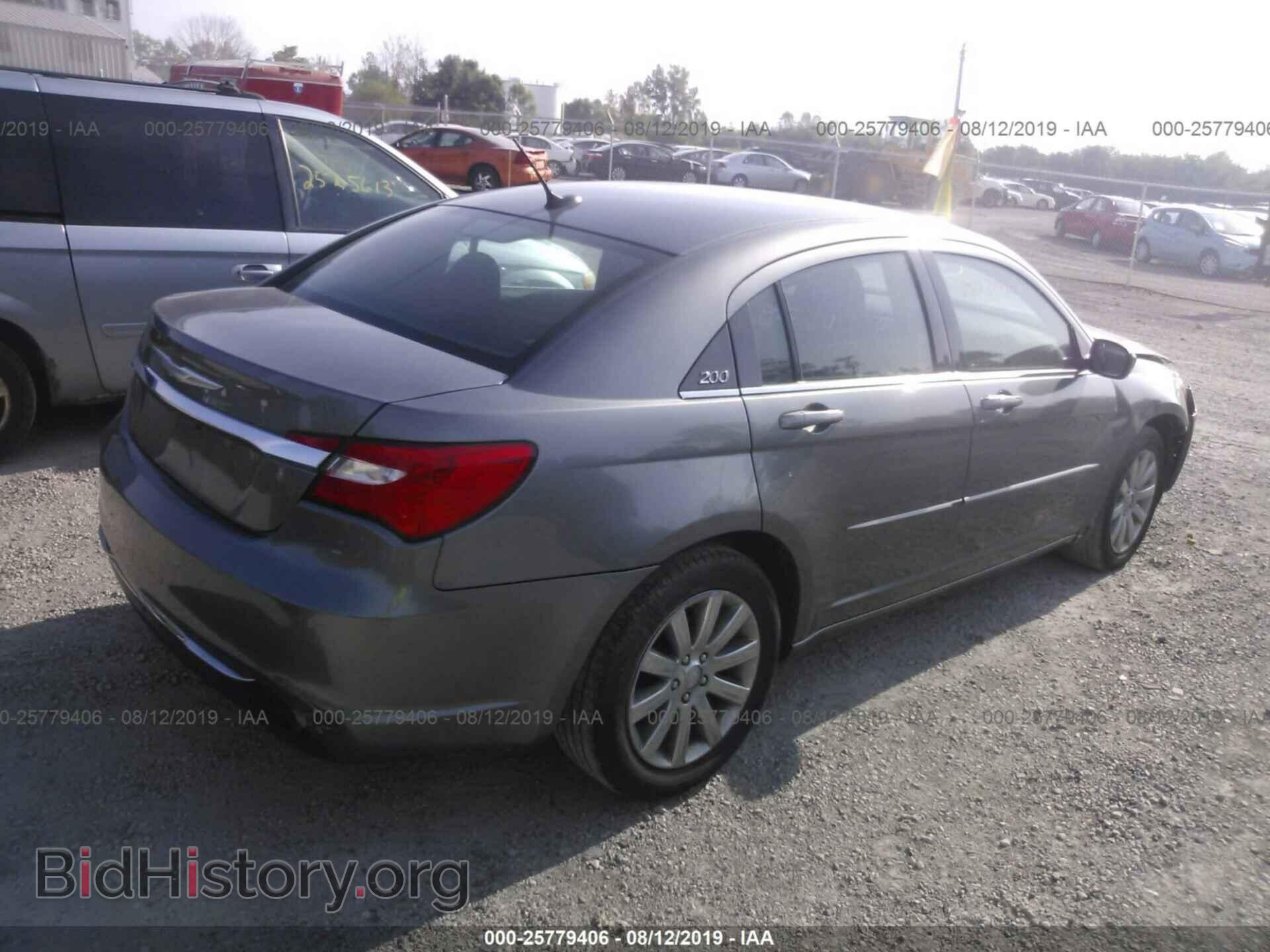 2013 CHRYSLER 200 - VIN: 1C3CCBBB4DN557845 - Photo 4