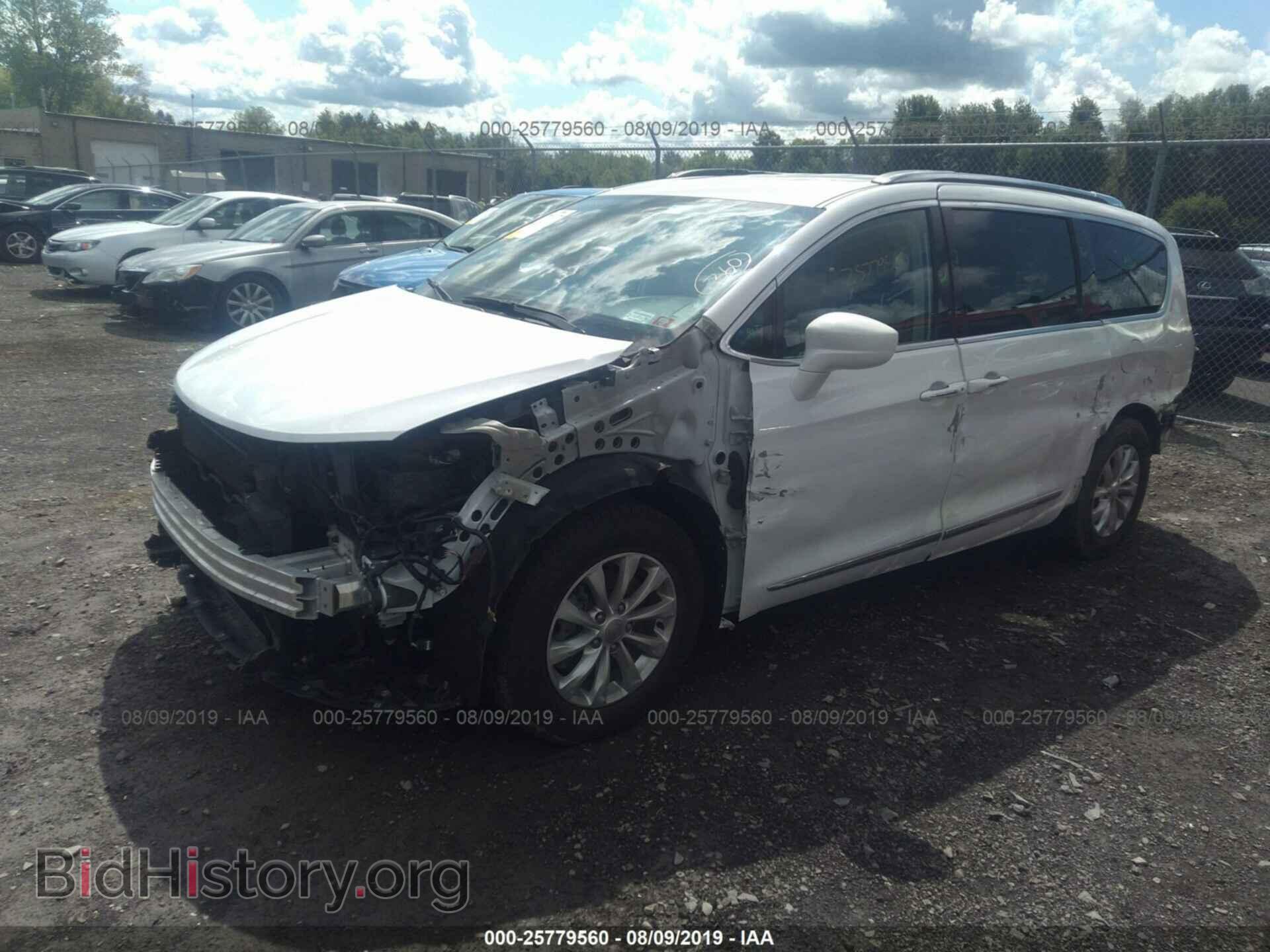 2018 CHRYSLER PACIFICA - VIN: 2C4RC1BG8JR107593 - Фото 2