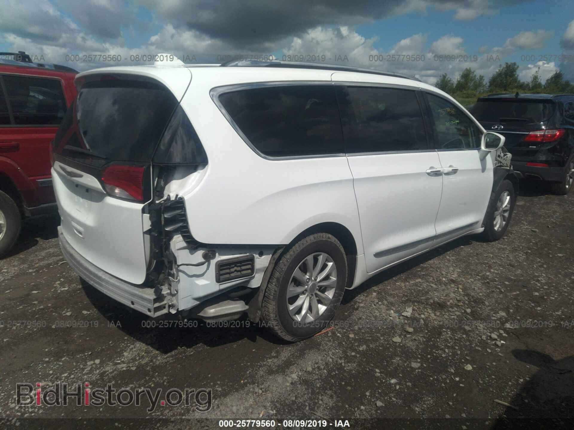 2018 CHRYSLER PACIFICA - VIN: 2C4RC1BG8JR107593 - Фото 4
