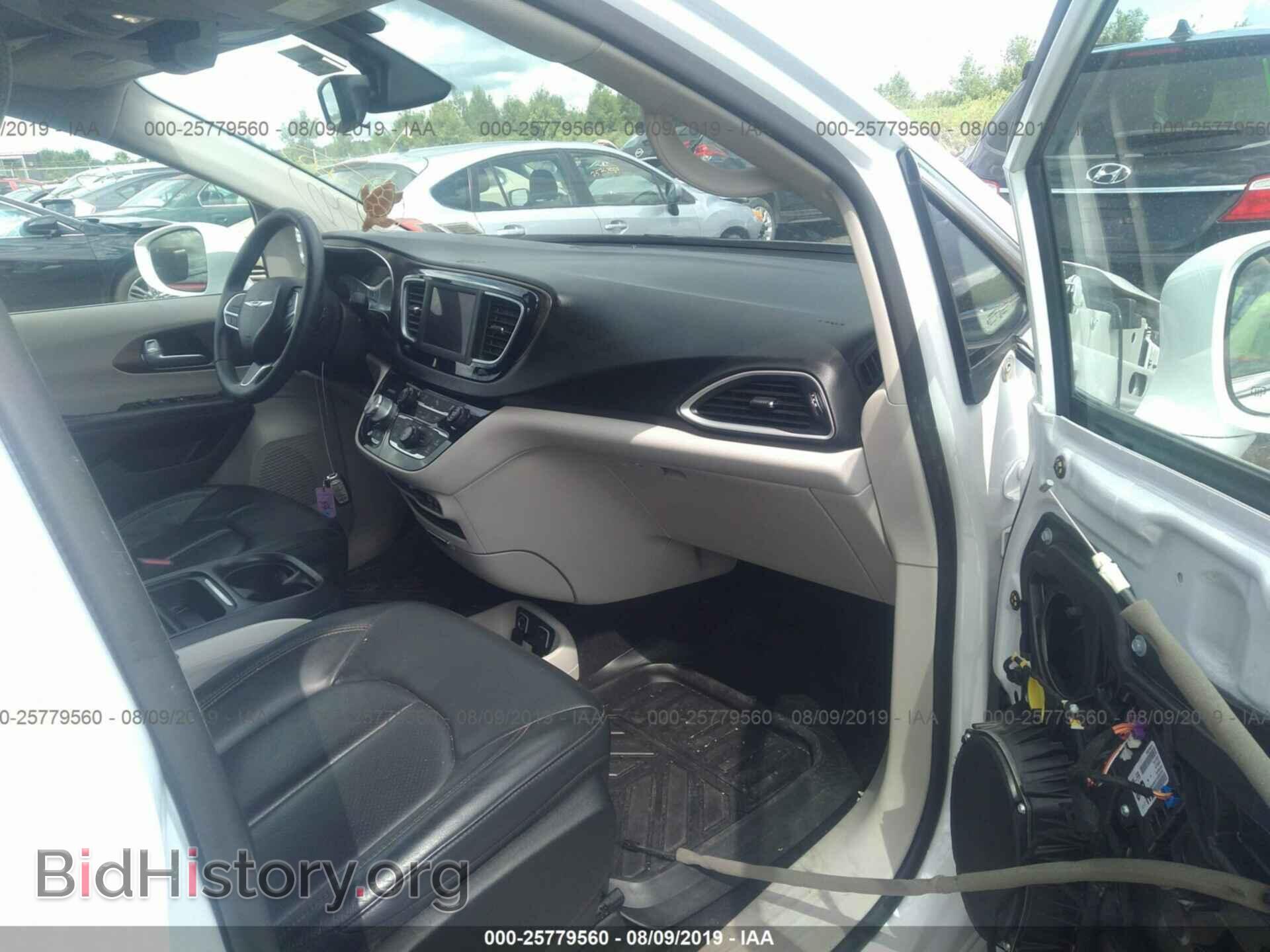 2018 CHRYSLER PACIFICA - VIN: 2C4RC1BG8JR107593 - Фото 5