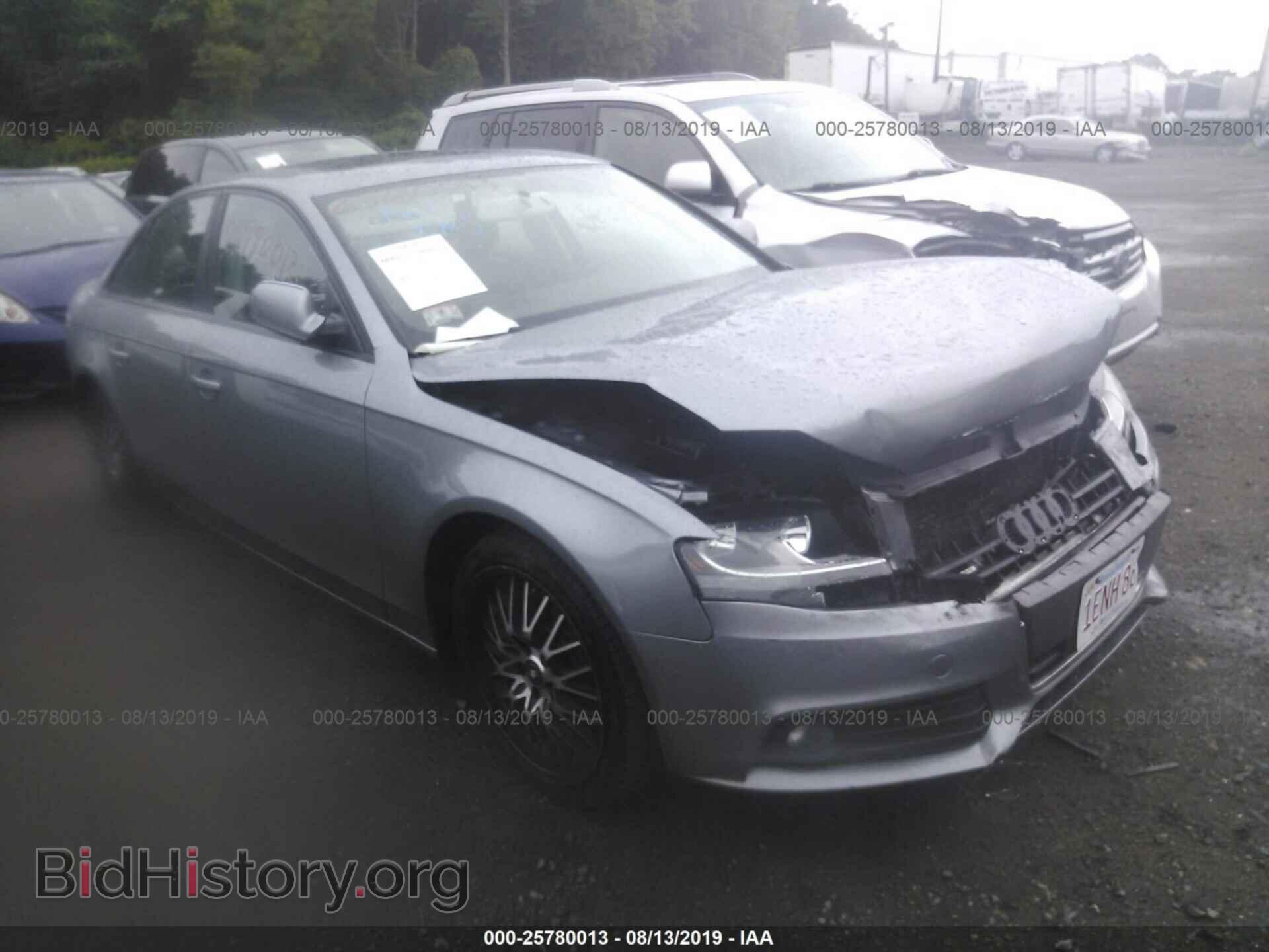 Фотография WAUDFAFL8AN007416 - AUDI A4 2010