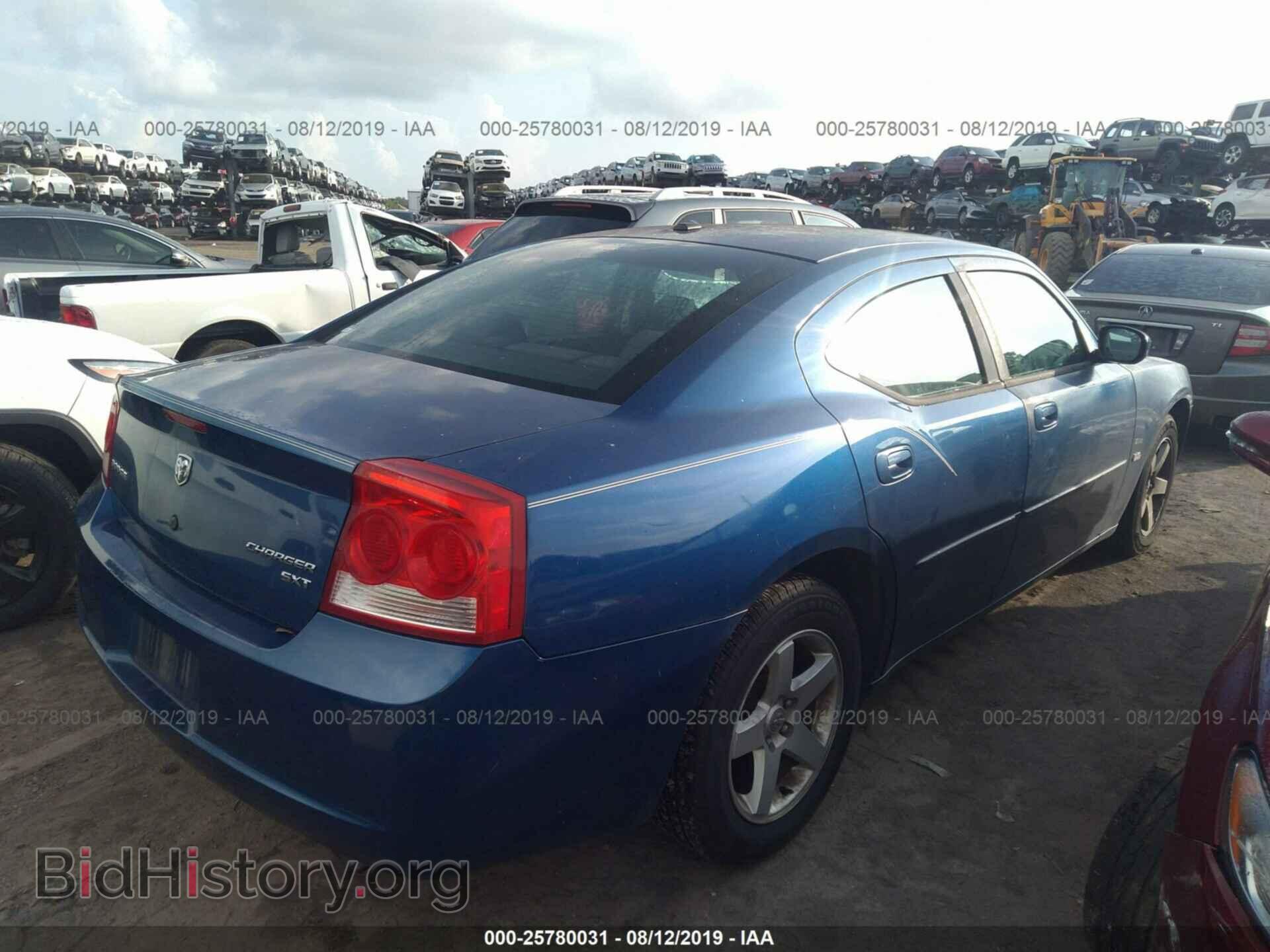 2010 DODGE CHARGER - VIN: 2B3CA3CV9AH209982 - Фото 4