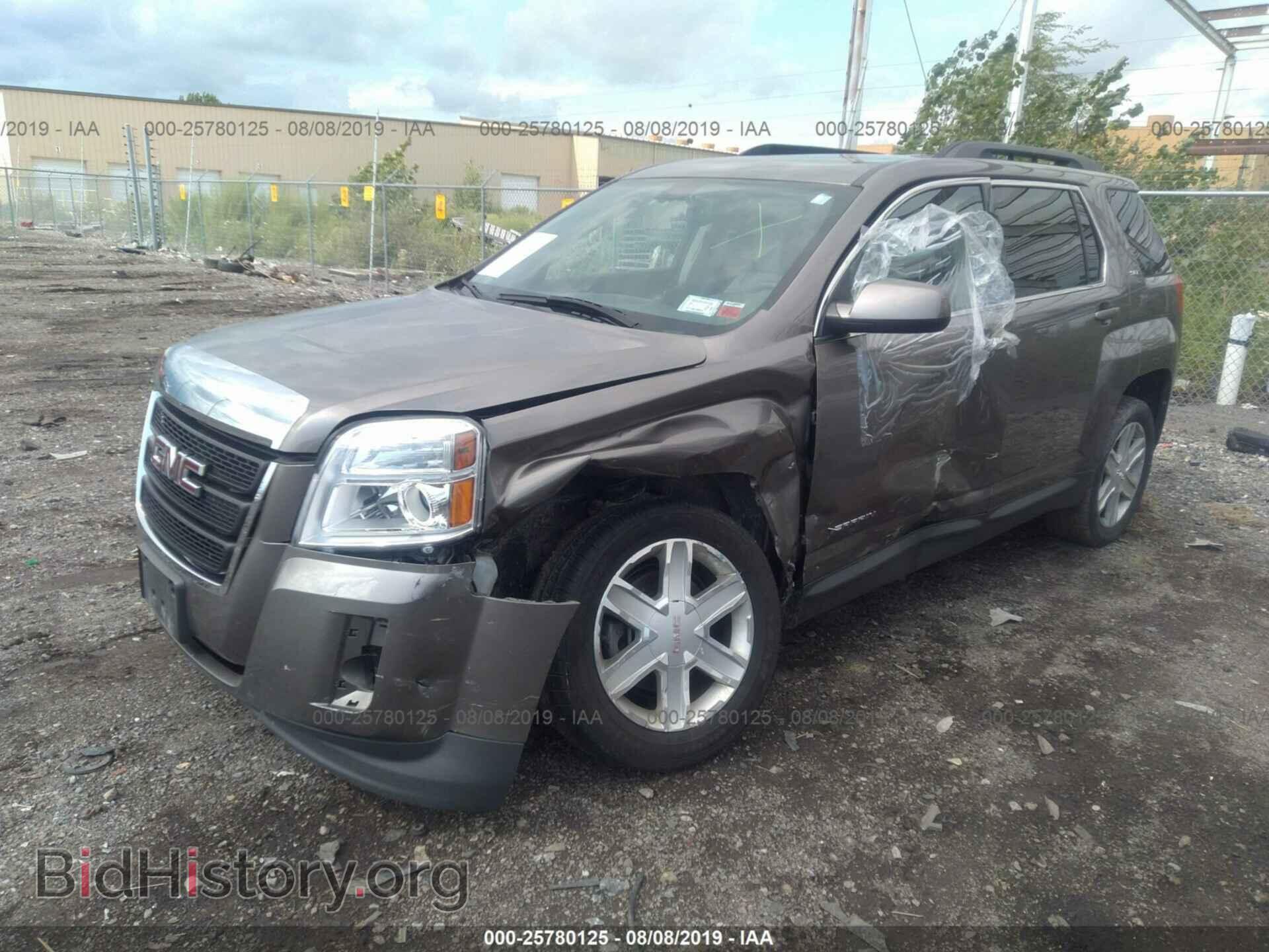 2011 GMC TERRAIN - VIN: 2CTALUEC9B6366334 - Photo 2