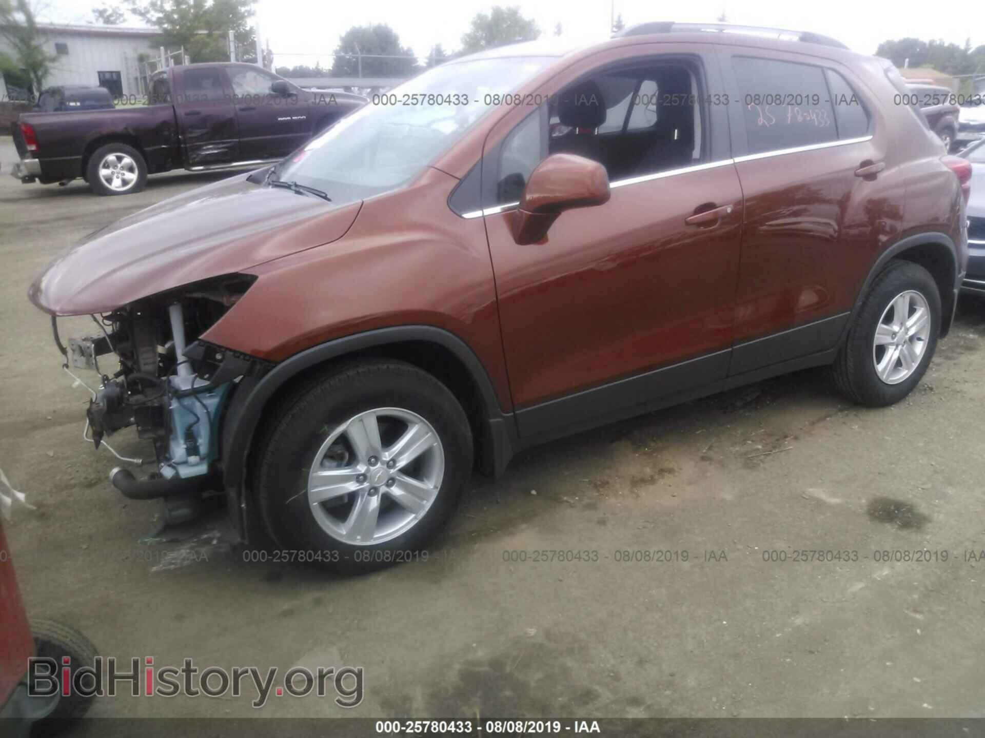 2019 CHEVROLET TRAX - VIN: 3GNCJLSB2KL236124 - Photo 2