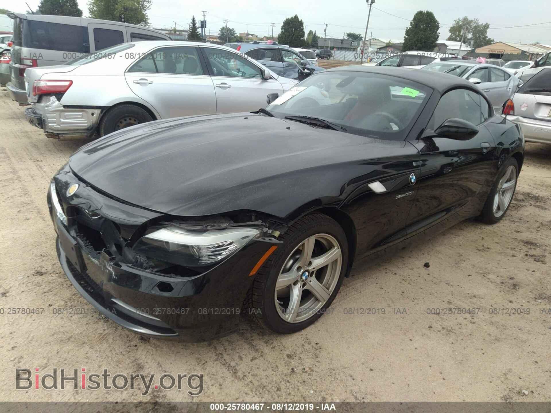 2009 BMW Z4 - VIN: WBALM53569E161780 - Фото 2
