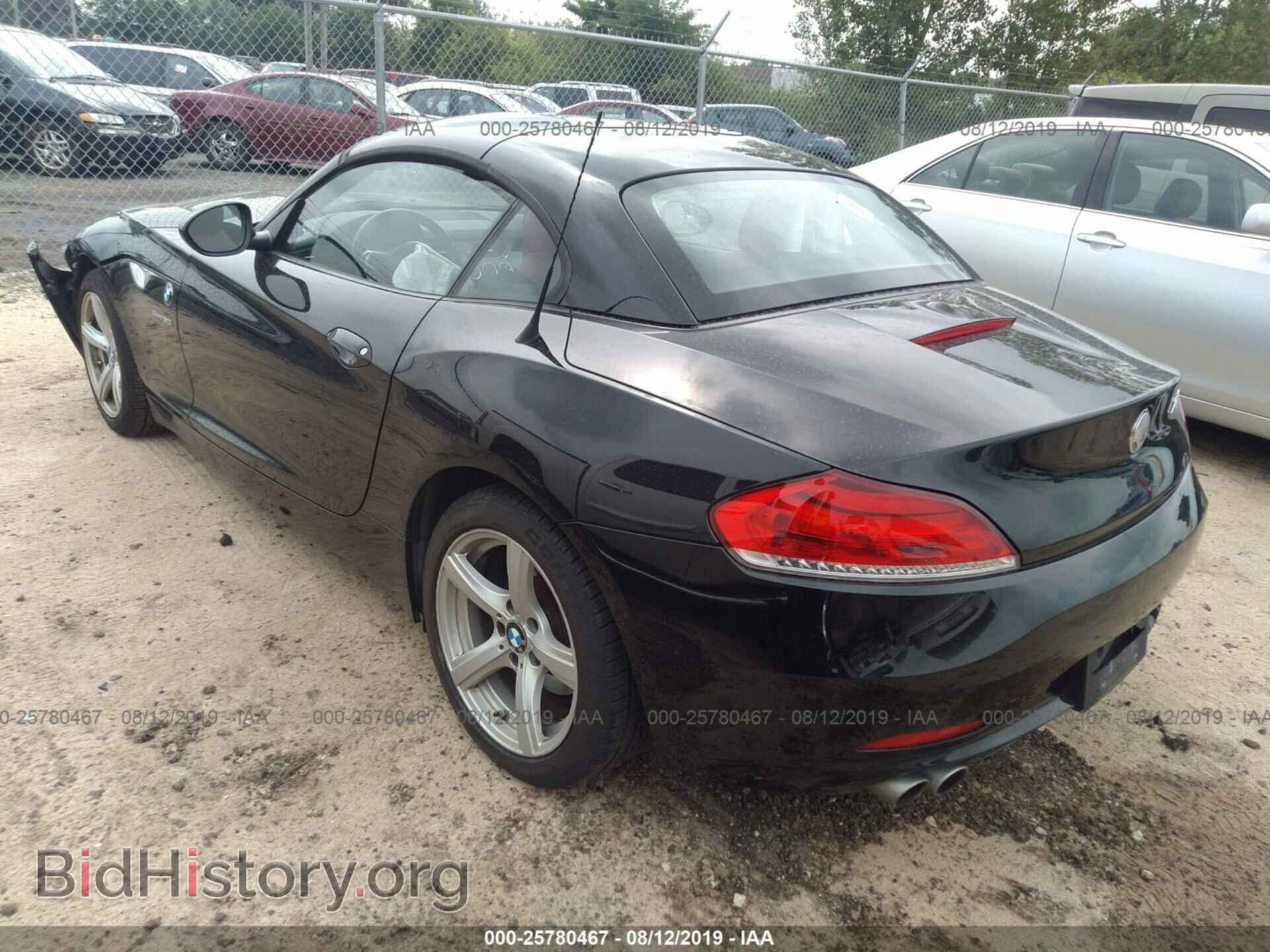 2009 BMW Z4 - VIN: WBALM53569E161780 - Фото 3