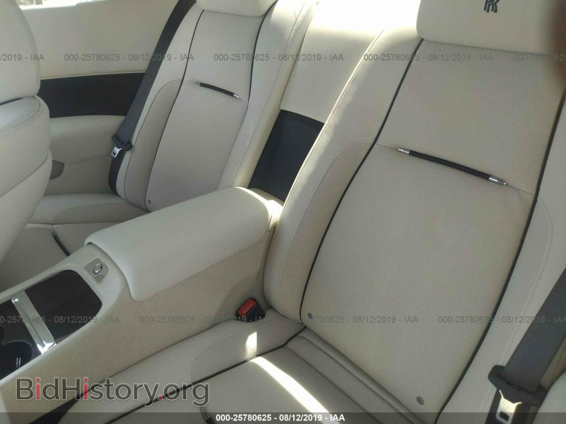 2015 ROLLS-ROYCE WRAITH - VIN: SCA665C51FUX85120 - Photo 8