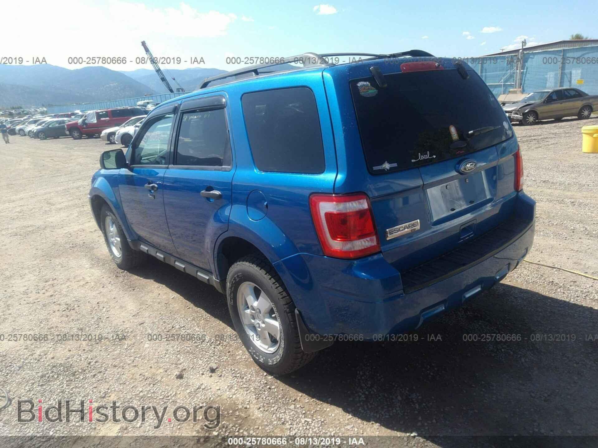 2011 FORD ESCAPE - VIN: 1FMCU9D73BKB61748 - Фото 3
