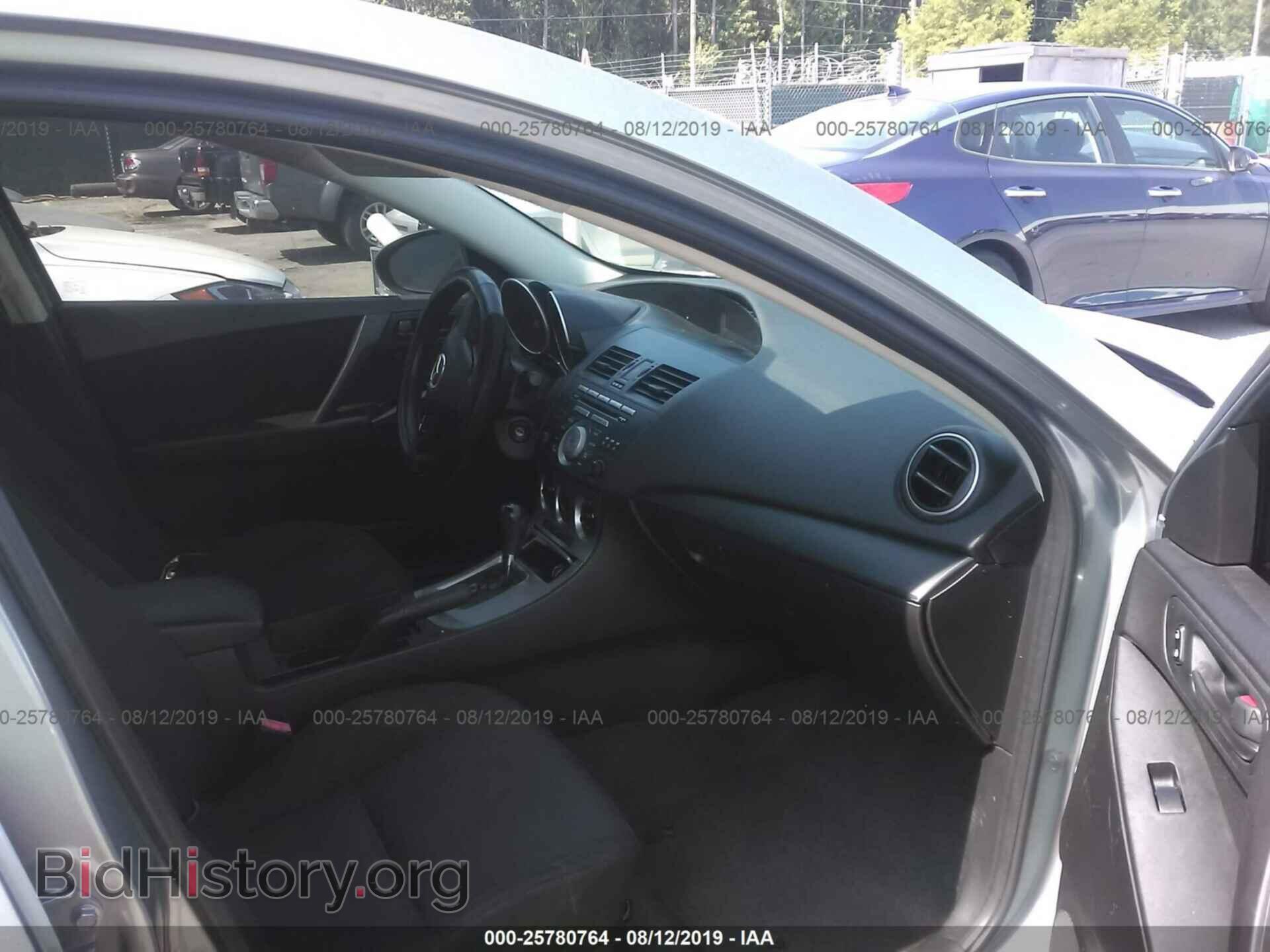 2011 MAZDA 3 - VIN: JM1BL1UF7B1442405 - Photo 5