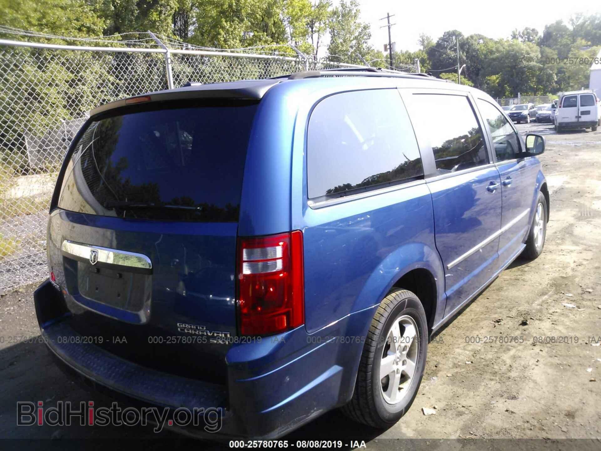 2010 DODGE GRAND CARAVAN - VIN: 2D4RN5D10AR216112 - Фото 4
