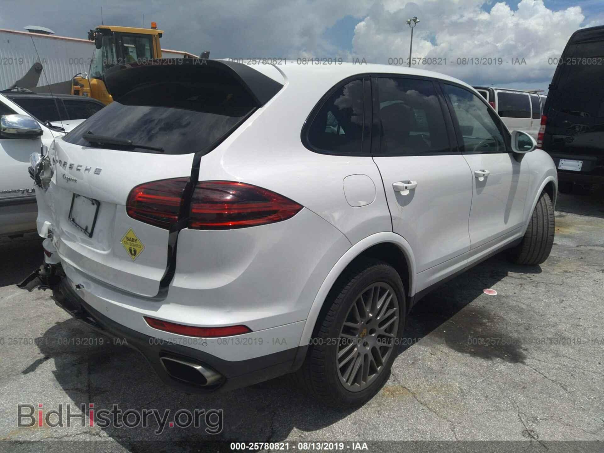 2017 PORSCHE CAYENNE - VIN: WP1AA2A20HKA87331 - Фото 4