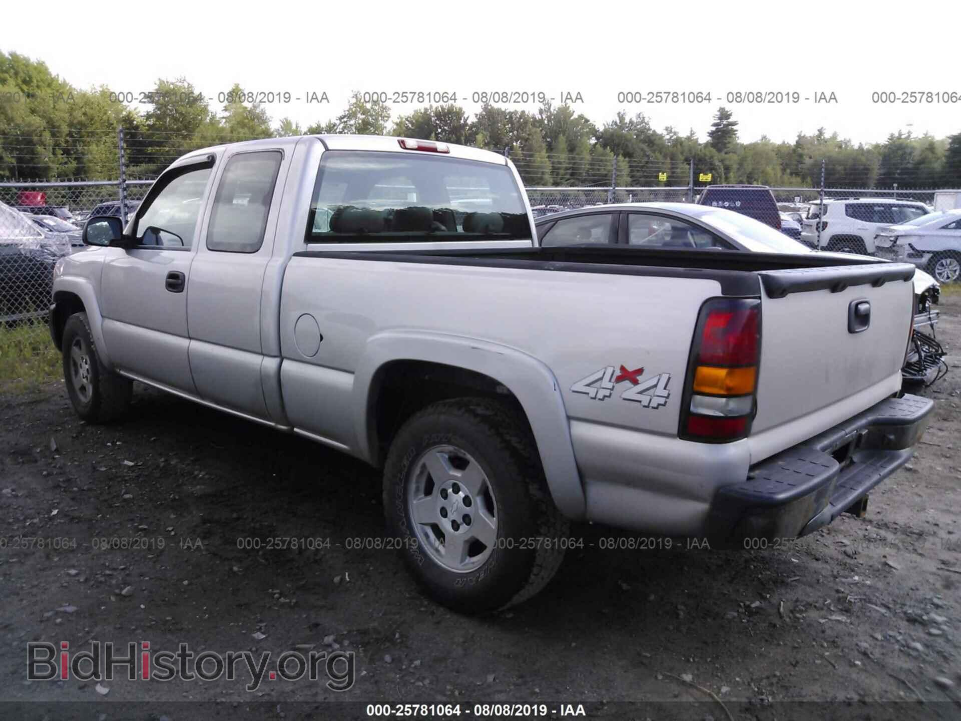 2004 GMC NEW SIERRA - VIN: 2GTEK19VX41295557 - Фото 3