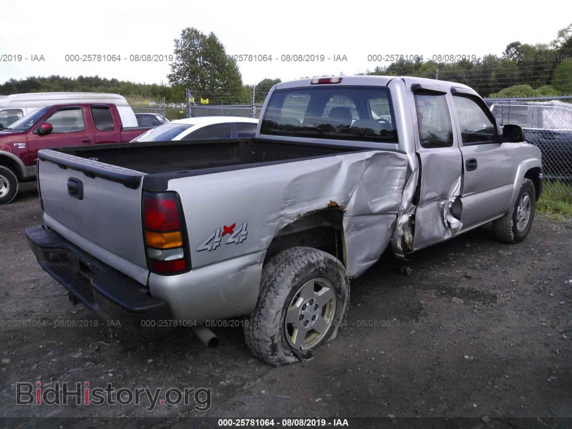 2004 GMC NEW SIERRA - VIN: 2GTEK19VX41295557 - Фото 4