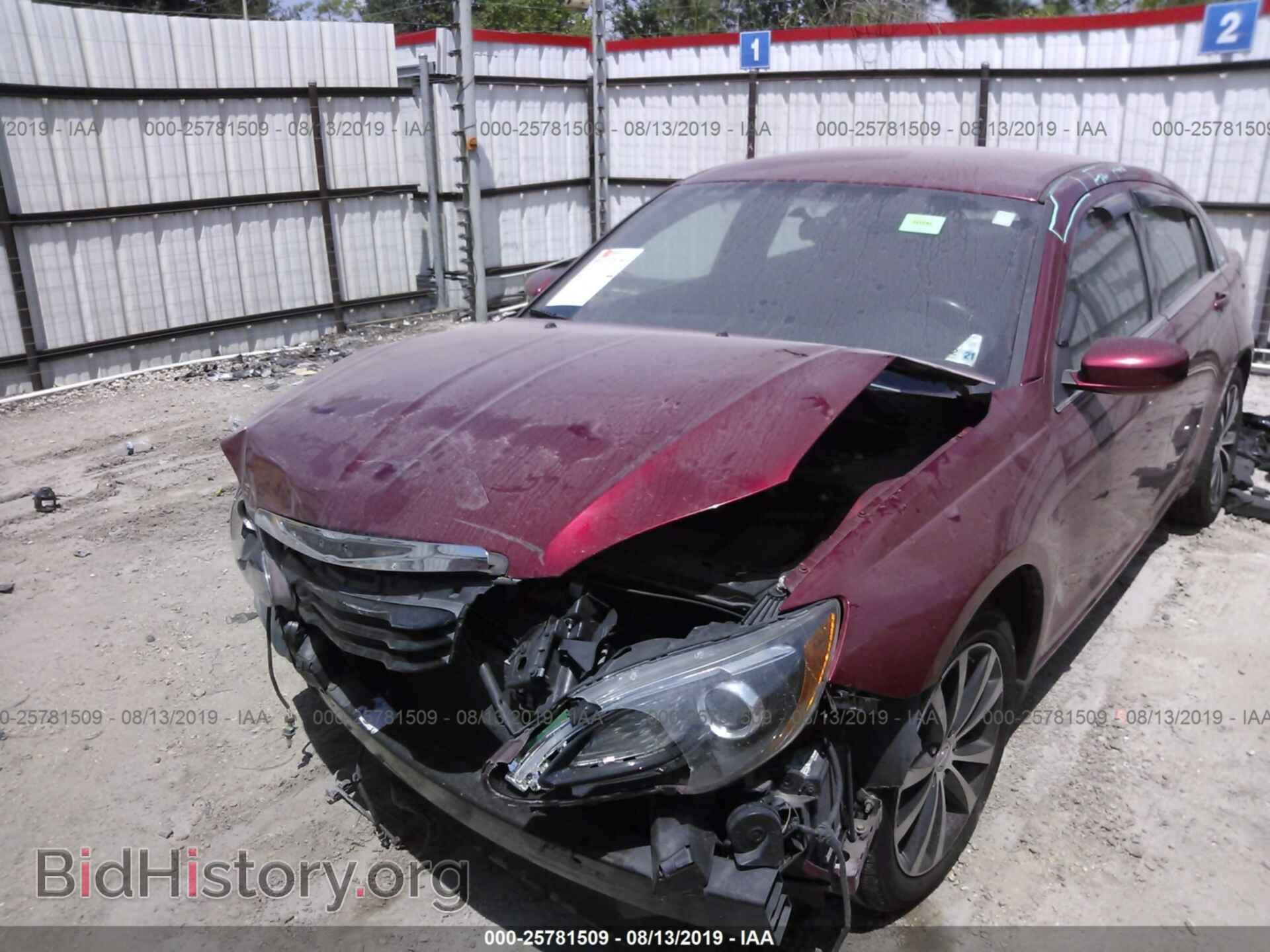 2013 CHRYSLER 200 - VIN: 1C3CCBBB3DN501721 - Фото 2