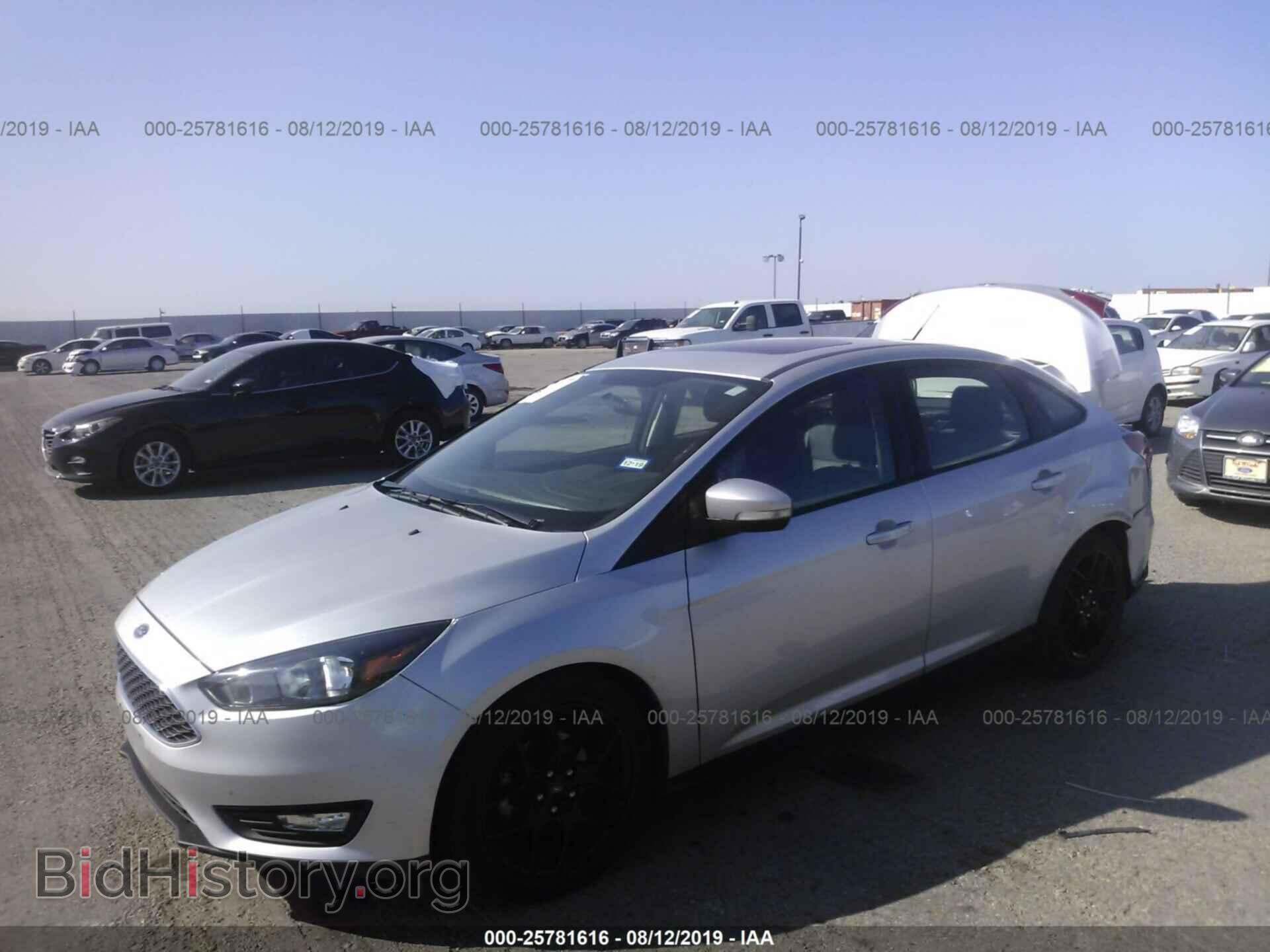 2016 FORD FOCUS - VIN: 1FADP3F26GL302074 - Фото 2