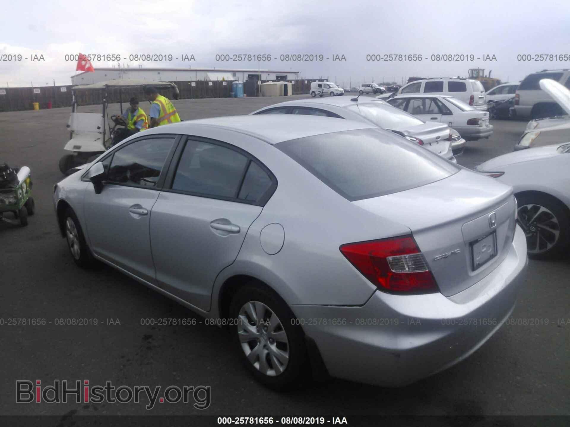 2012 HONDA CIVIC - VIN: 2HGFB2F56CH580133 - Фото 3