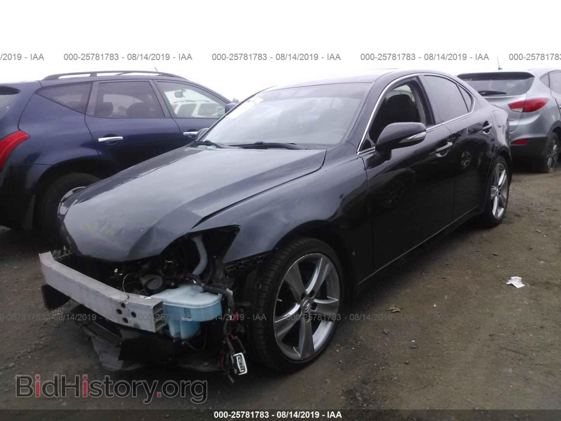 2011 LEXUS IS - VIN: JTHBF5C23B5145359 - Фото 2