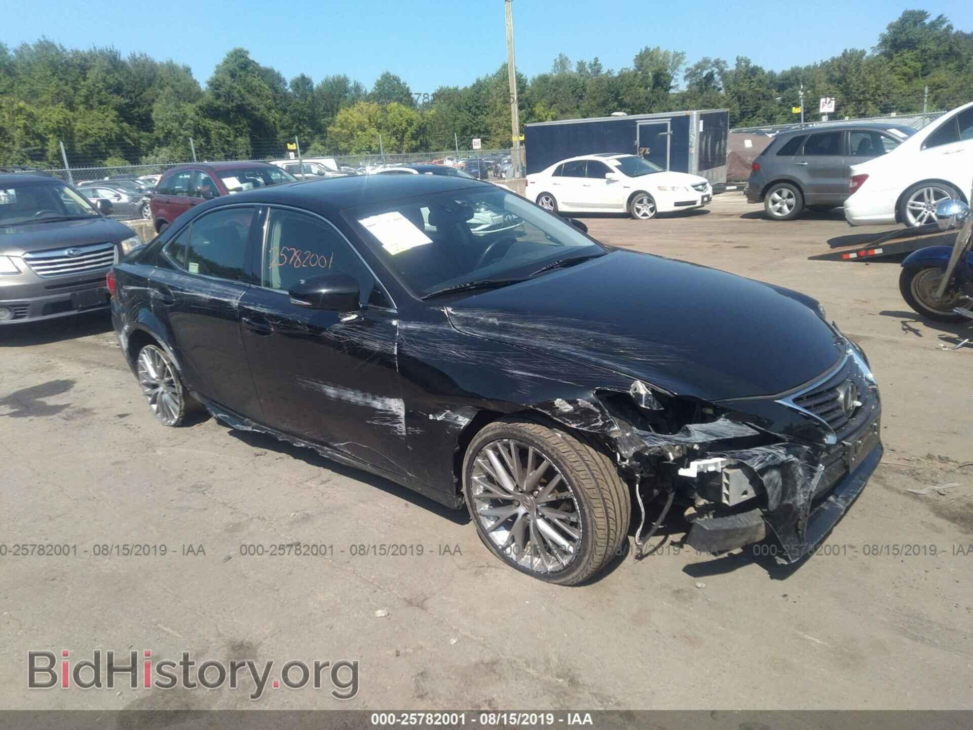 Фотография JTHCF1D29F5022540 - LEXUS IS 2015