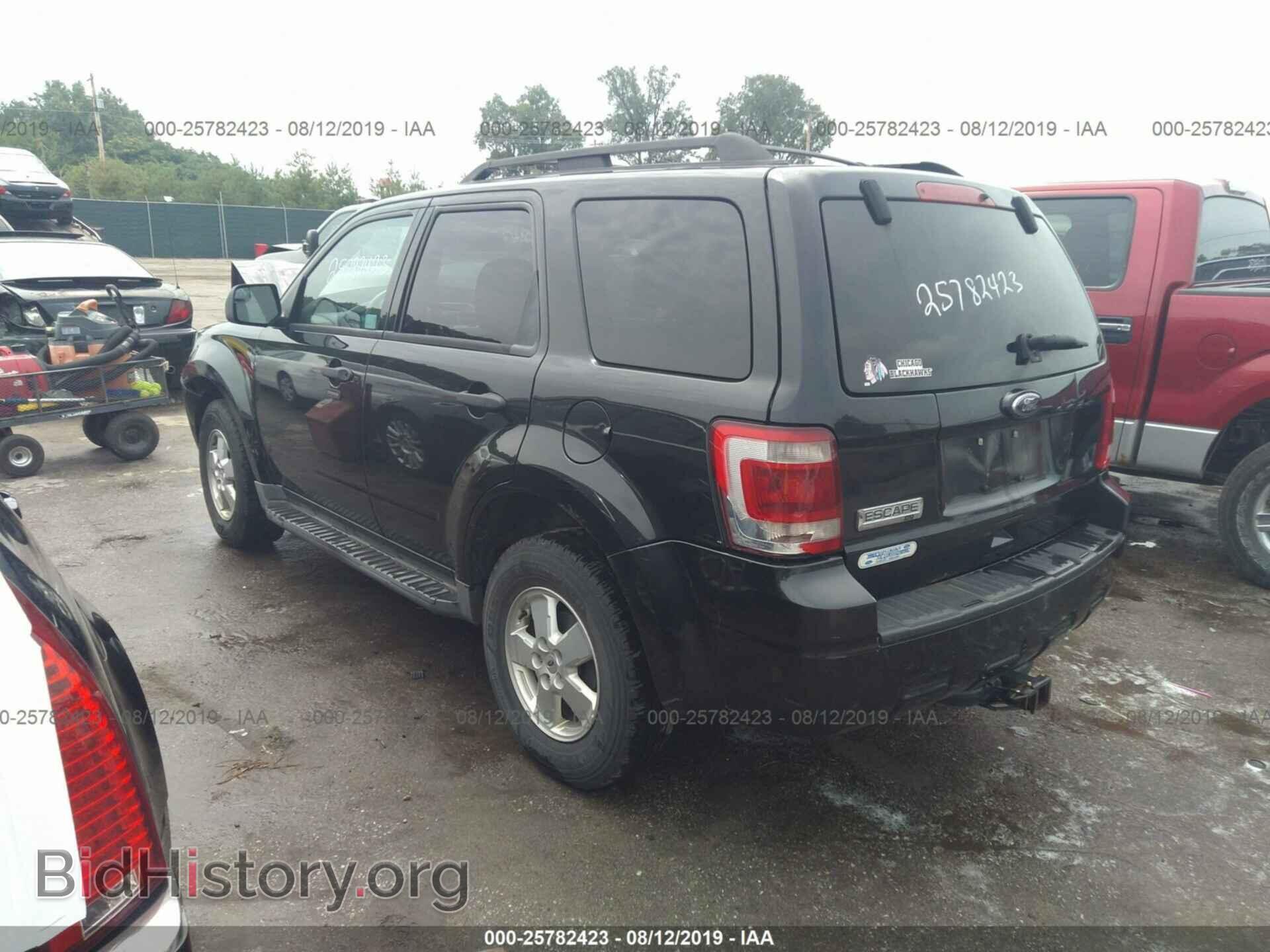 2011 FORD ESCAPE - VIN: 1FMCU0D77BKA04980 - Фото 3