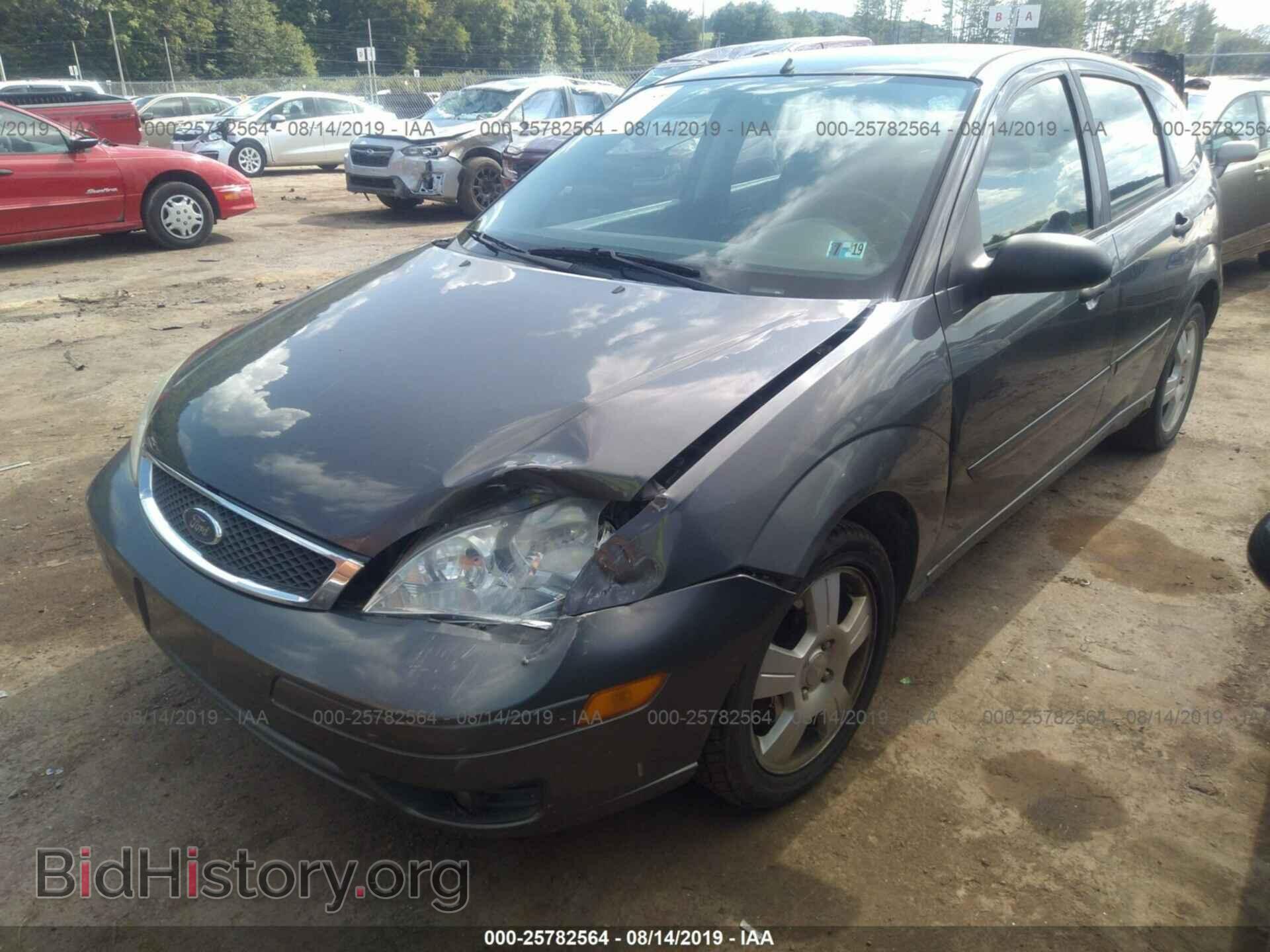 2005 FORD FOCUS - VIN: 3FAFP37N85R134390 - Фото 2