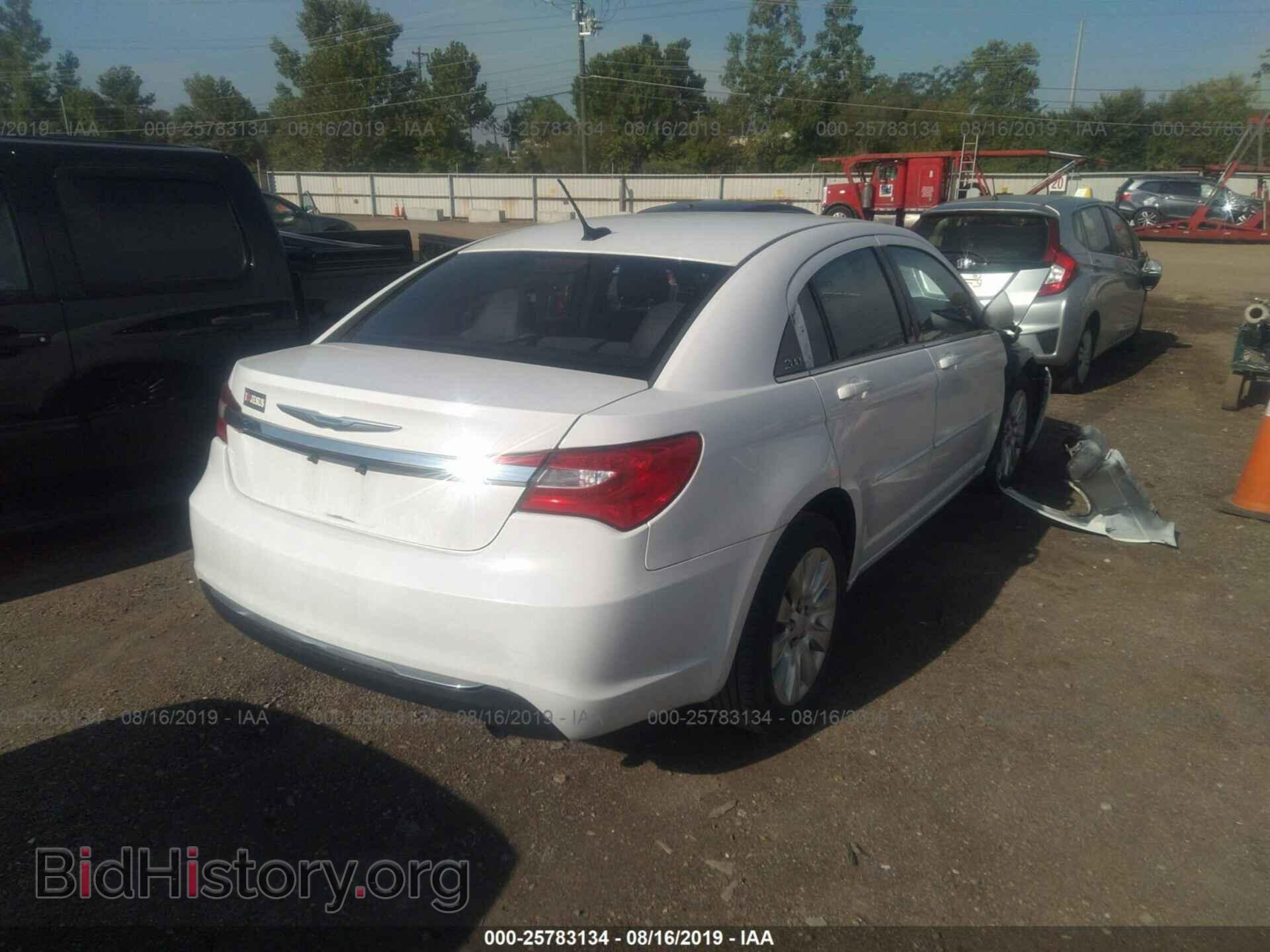 2012 CHRYSLER 200 - VIN: 1C3CCBAB4CN203095 - Photo 4