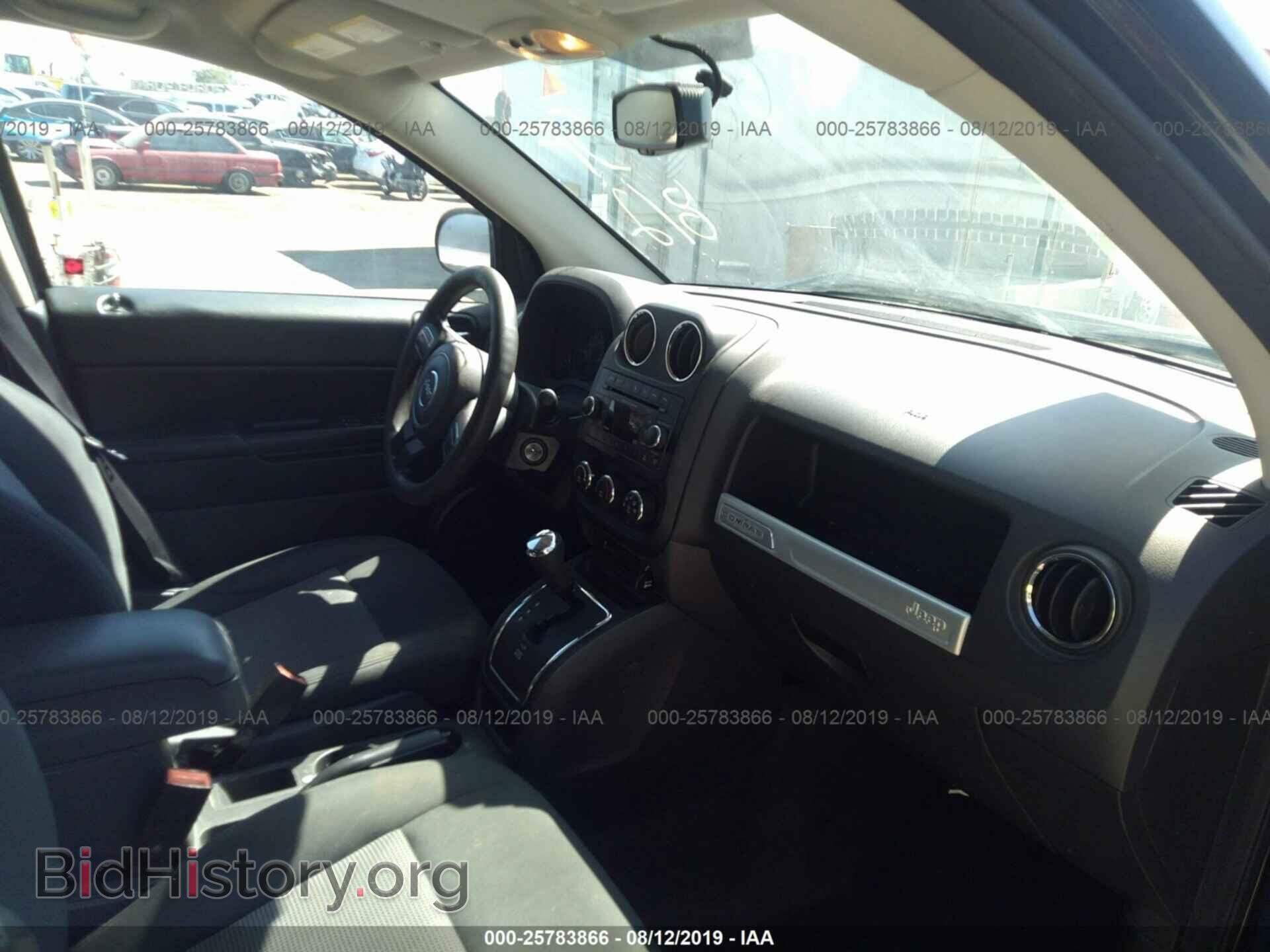 2014 JEEP COMPASS - VIN: 1C4NJCBA7ED602422 - Photo 5