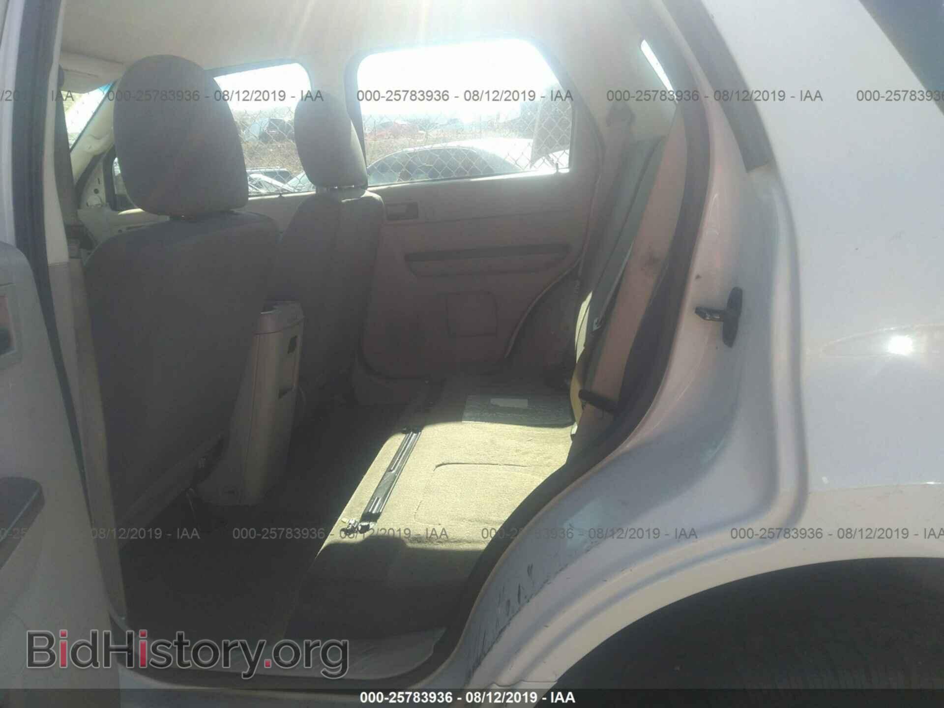 2011 FORD ESCAPE - VIN: 1FMCU0C72BKC41541 - Photo 8