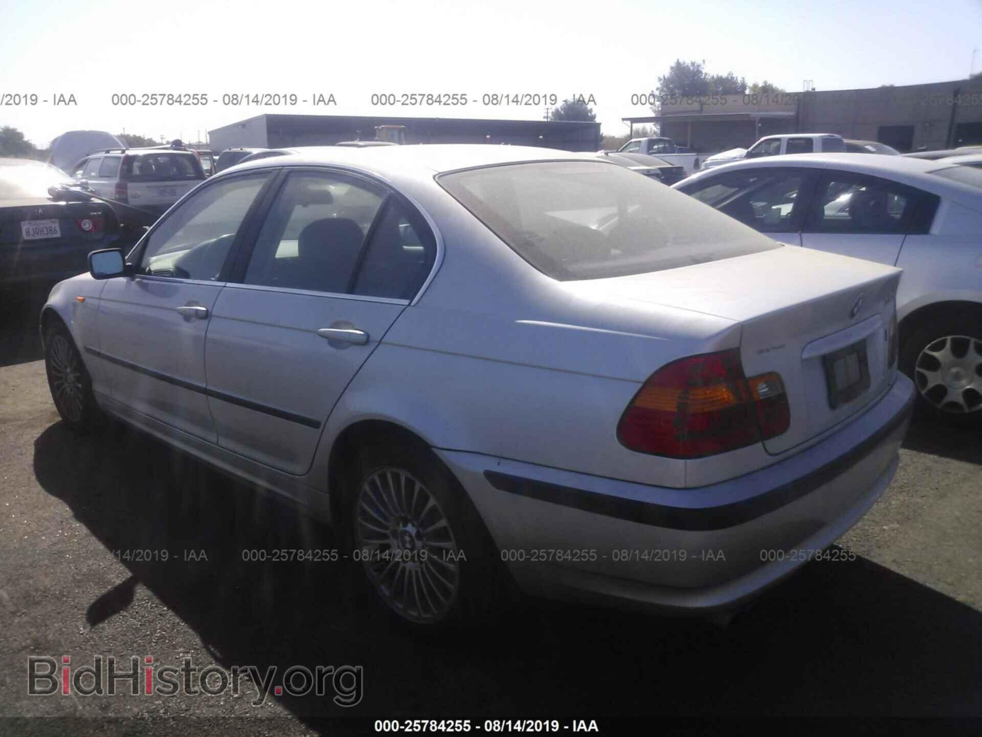 2003 BMW 330 - VIN: WBAEW53473PG22333 - Photo 3