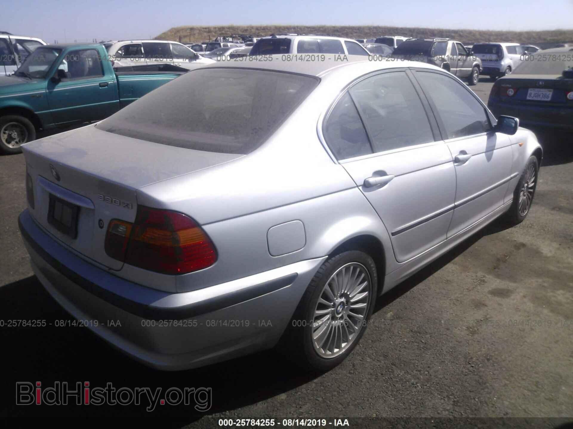 2003 BMW 330 - VIN: WBAEW53473PG22333 - Photo 4