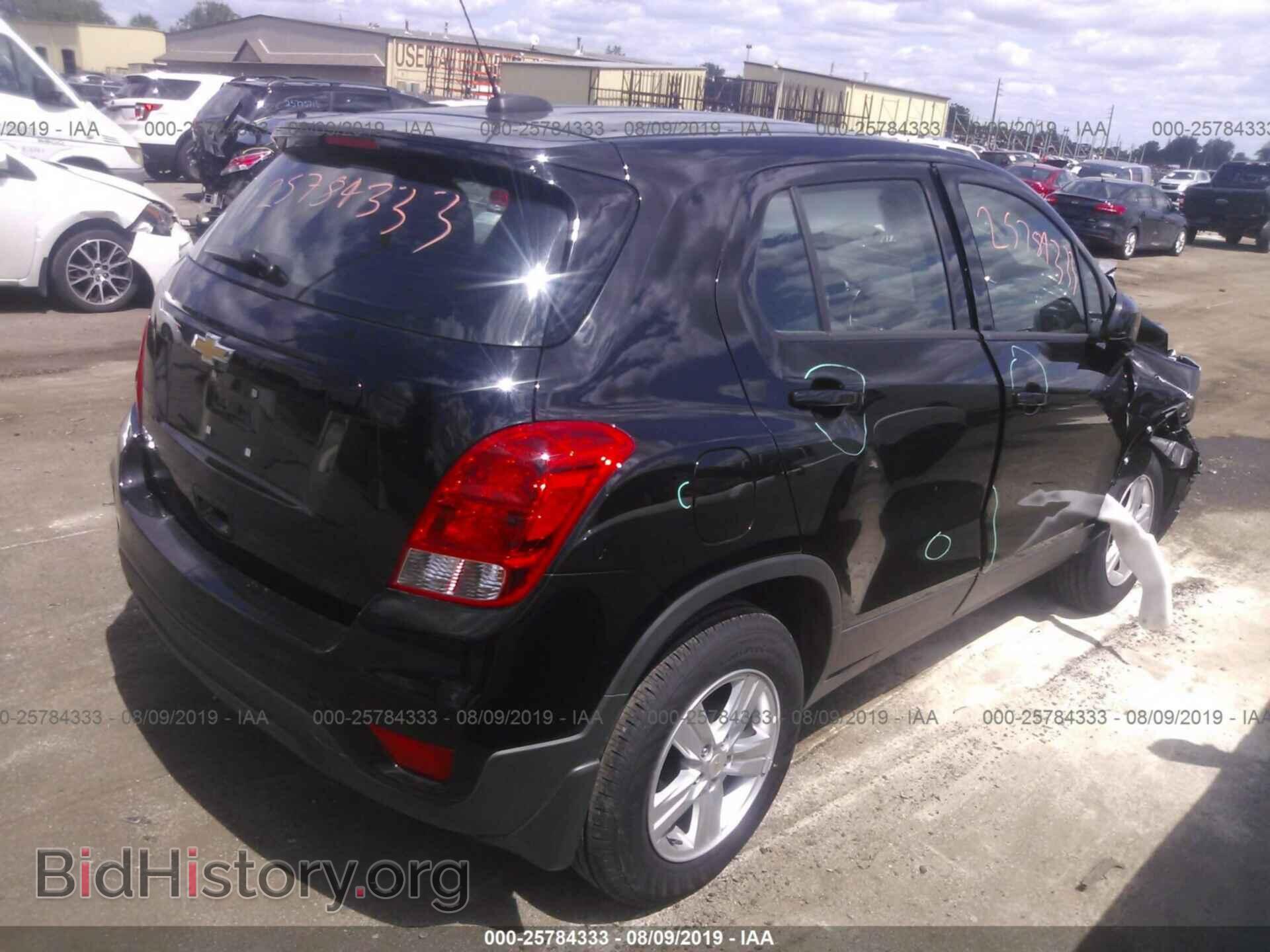 2019 CHEVROLET TRAX - VIN: 3GNCJKSB3KL333357 - Photo 4