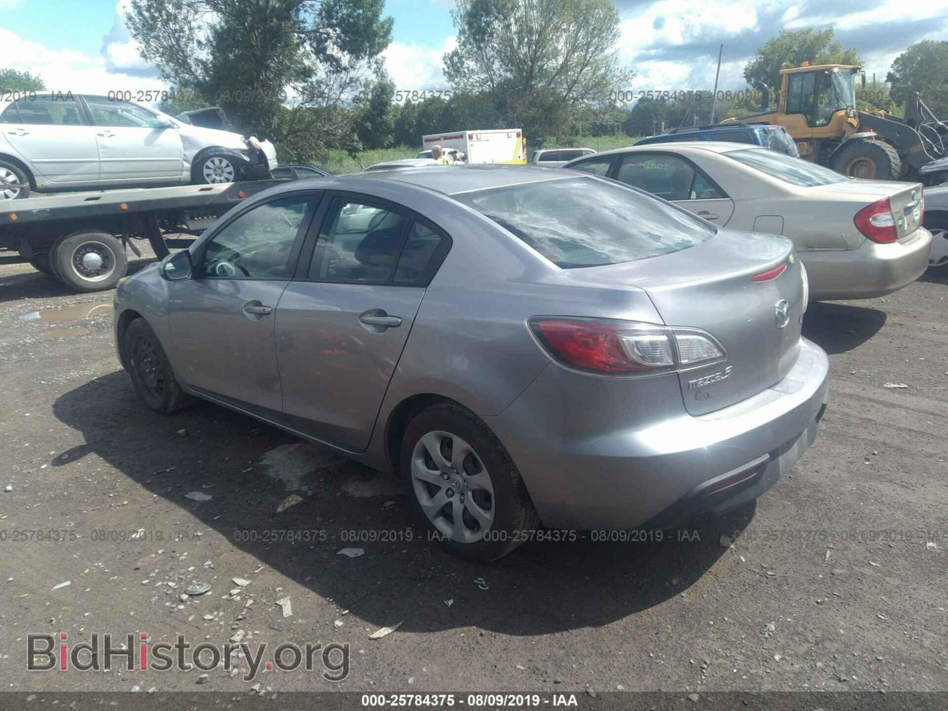 2011 MAZDA 3 - VIN: JM1BL1UF2B1395476 - Фото 3