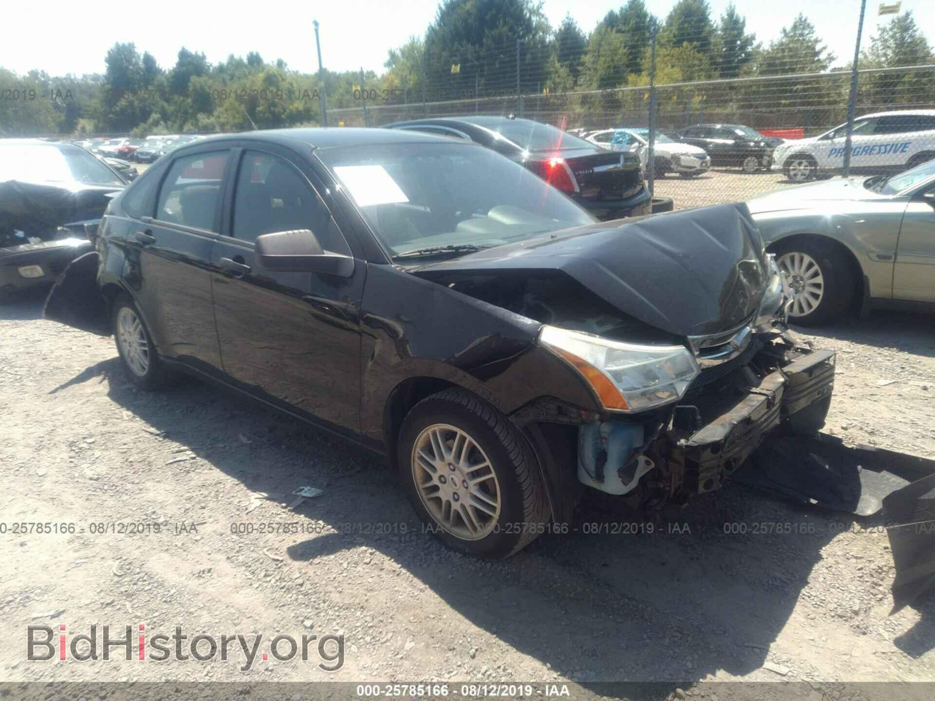 Photo 1FAHP3FN8BW158076 - FORD FOCUS 2011