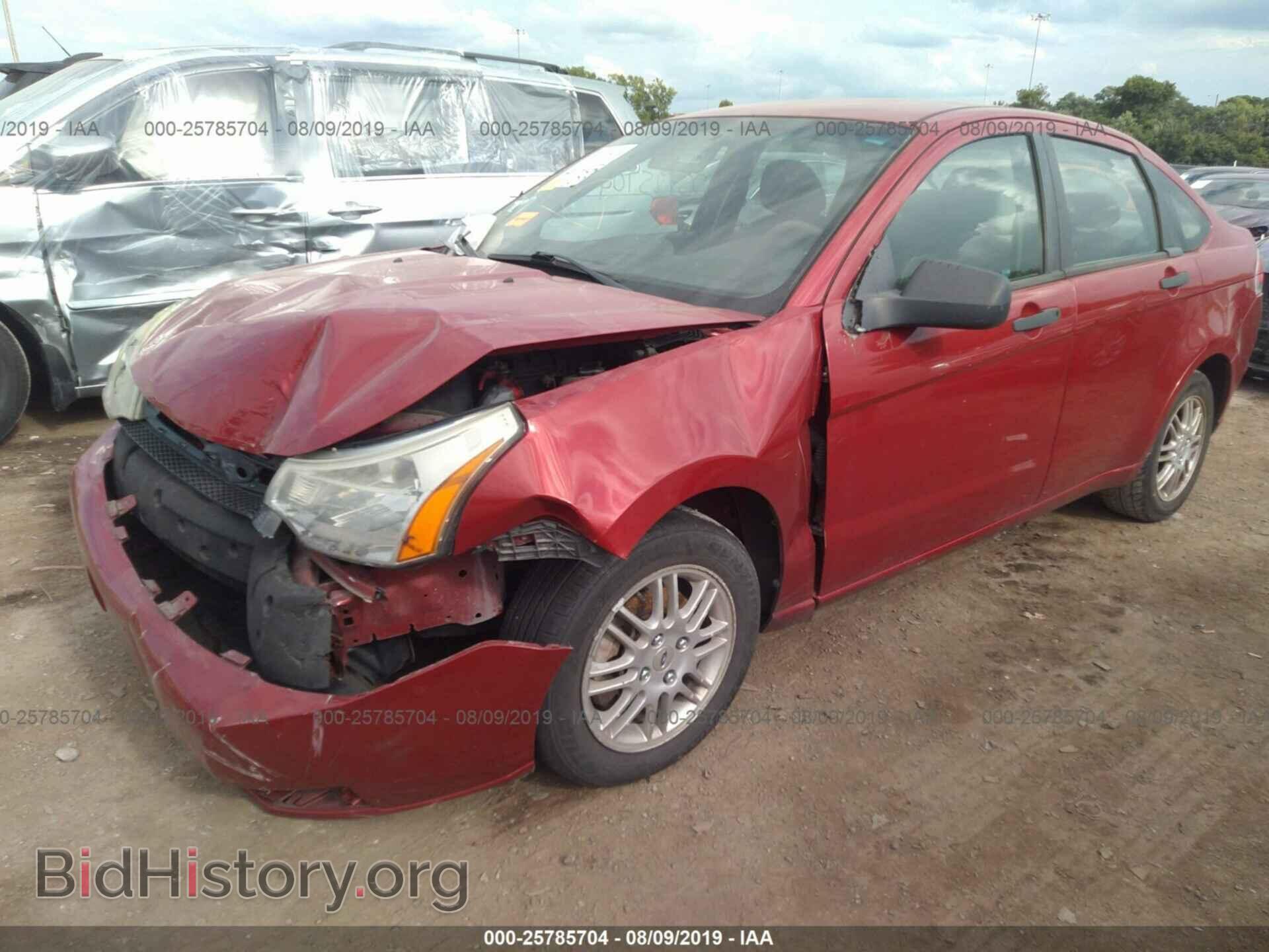 2011 FORD FOCUS - VIN: 1FAHP3FN1BW134685 - Фото 2