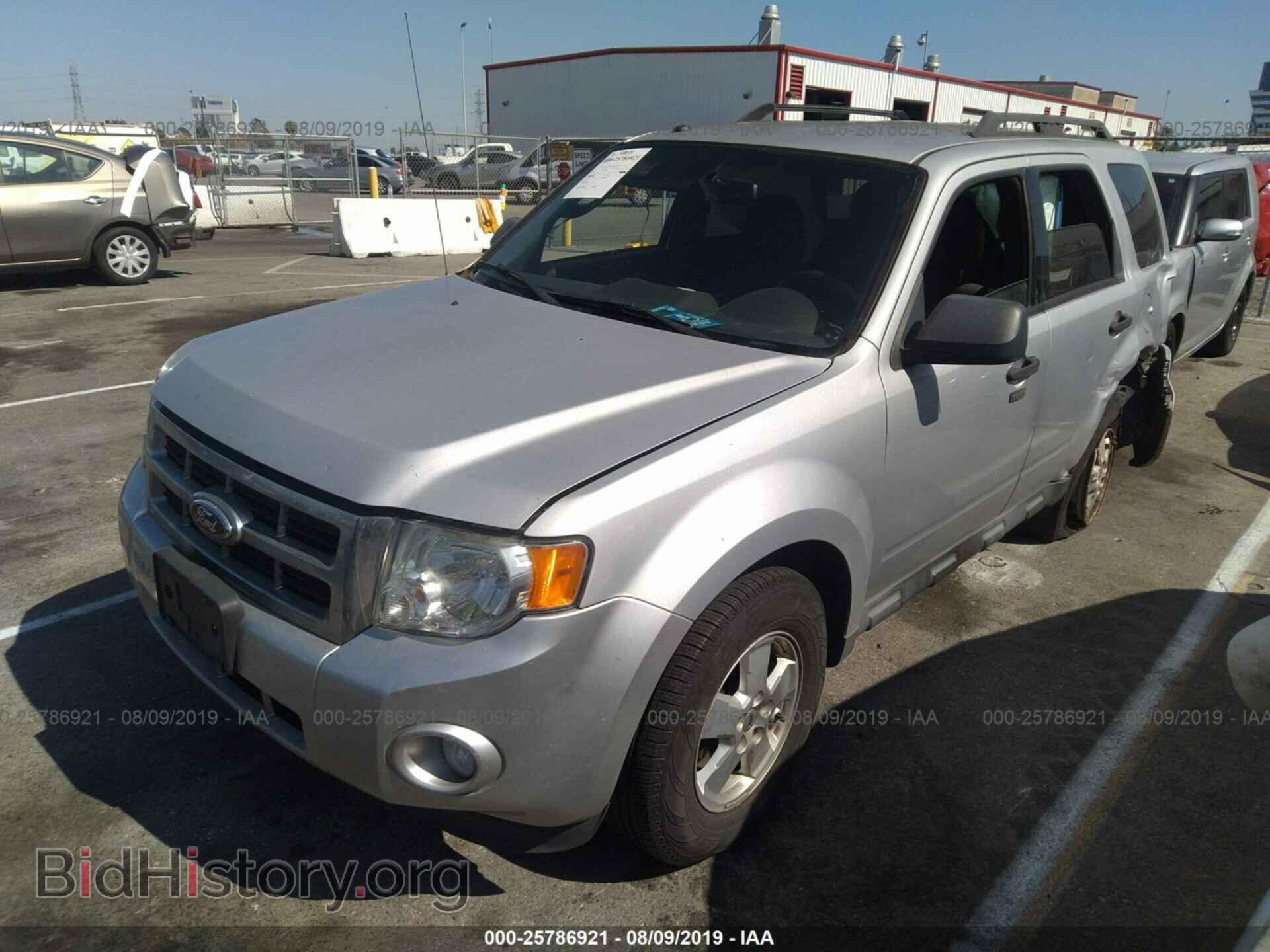 2012 FORD ESCAPE - VIN: 1FMCU0D79CKA77768 - Фото 2