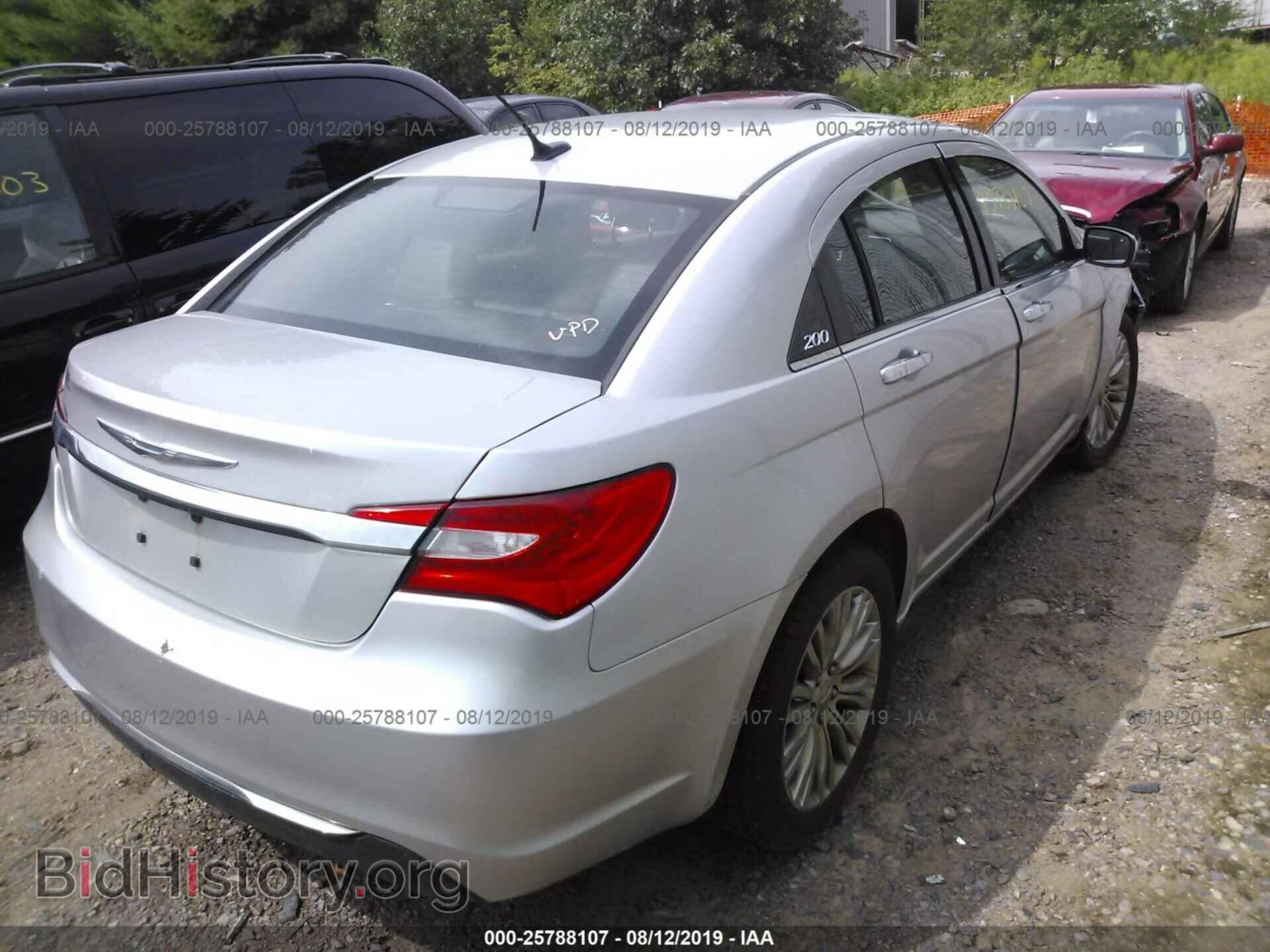 2011 CHRYSLER 200 - VIN: 1C3BC2FB4BN581615 - Photo 4