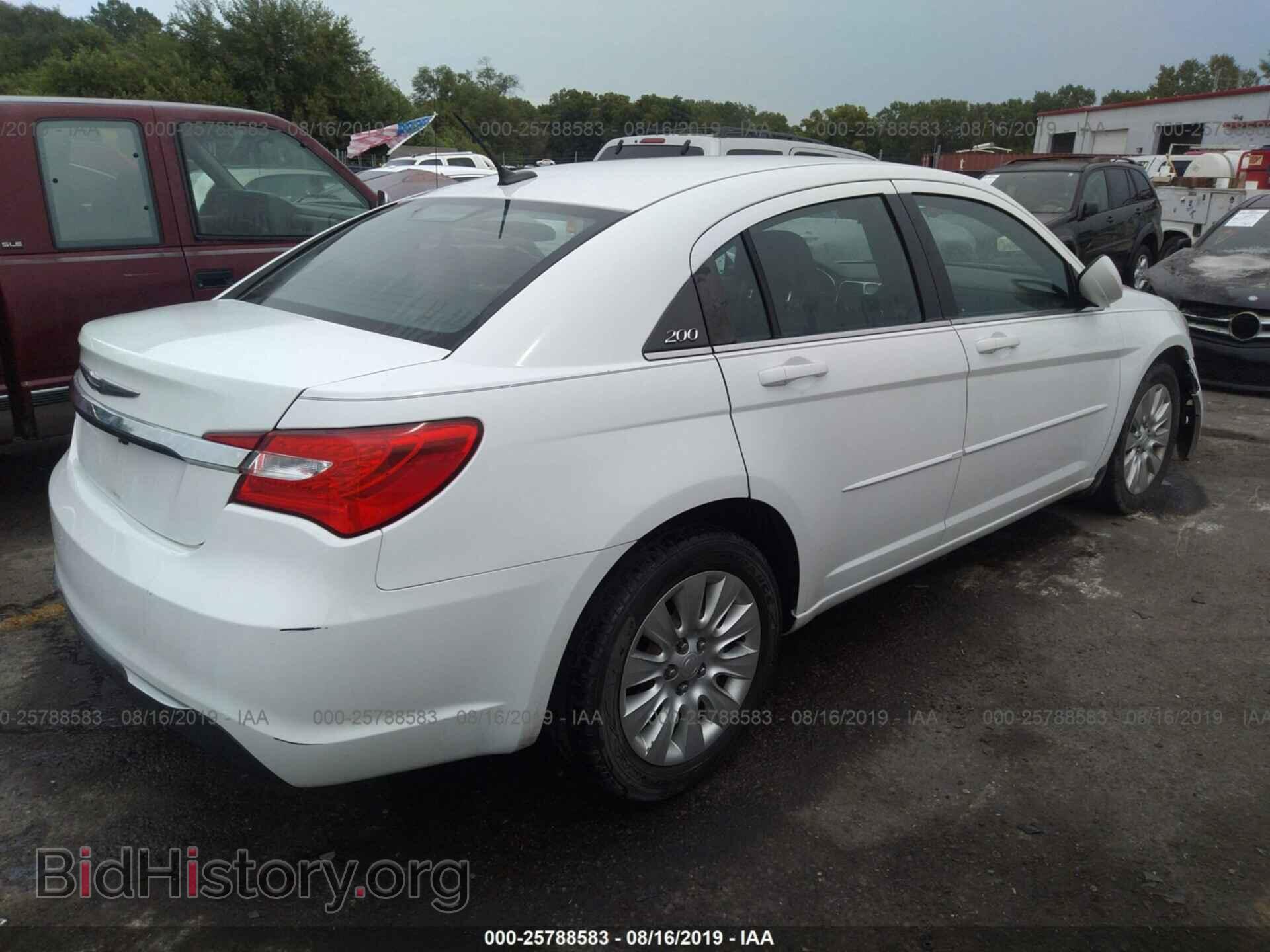 2012 CHRYSLER 200 - VIN: 1C3CCBAG2CN321495 - Photo 4