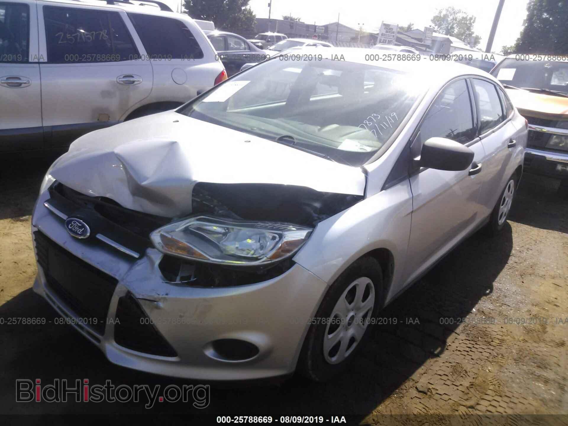 2014 FORD FOCUS - VIN: 1FADP3E27EL302115 - Photo 2