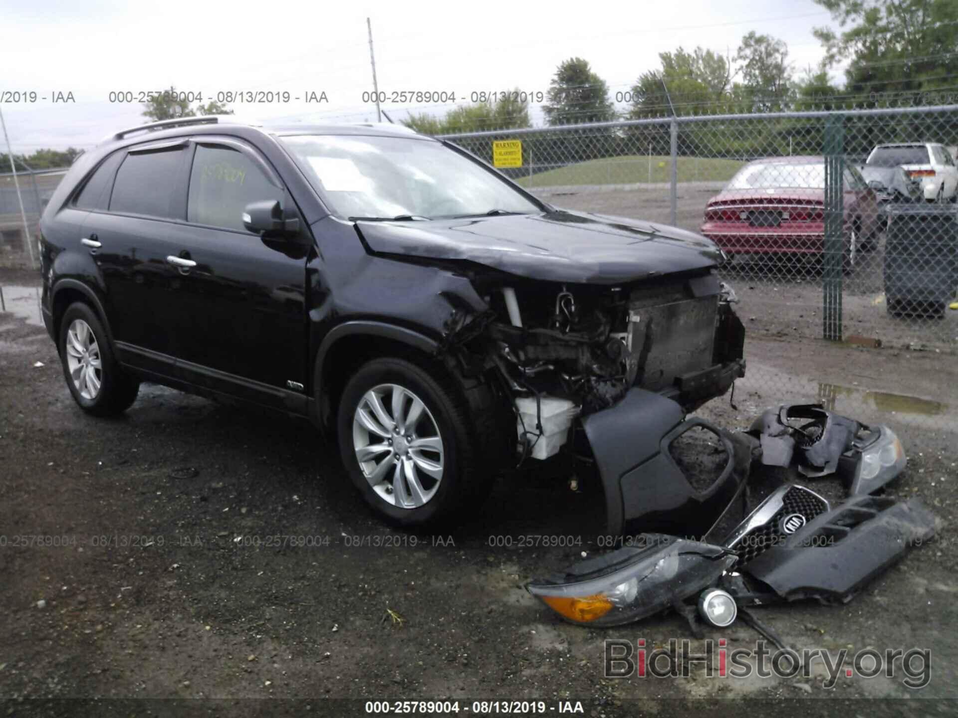 Photo 5XYKUDA27BG055448 - KIA SORENTO 2011